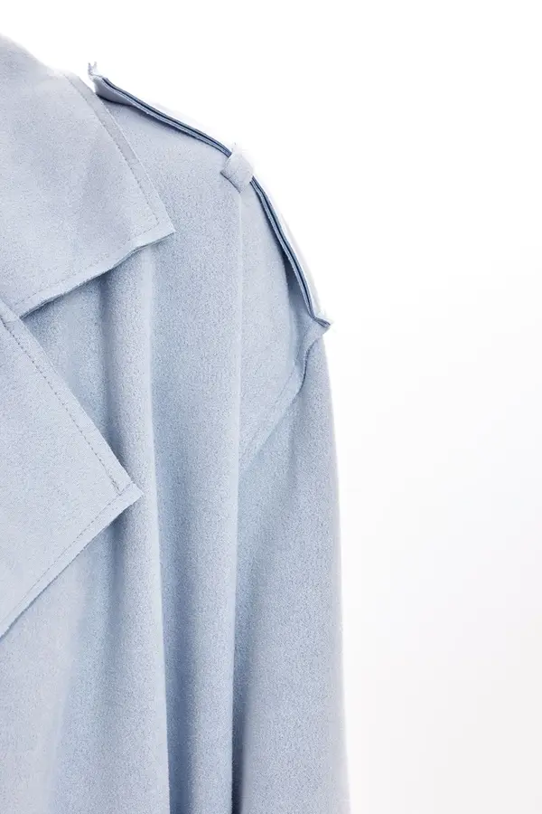 Плащ голубой для женщин 353/521/38279-10 49