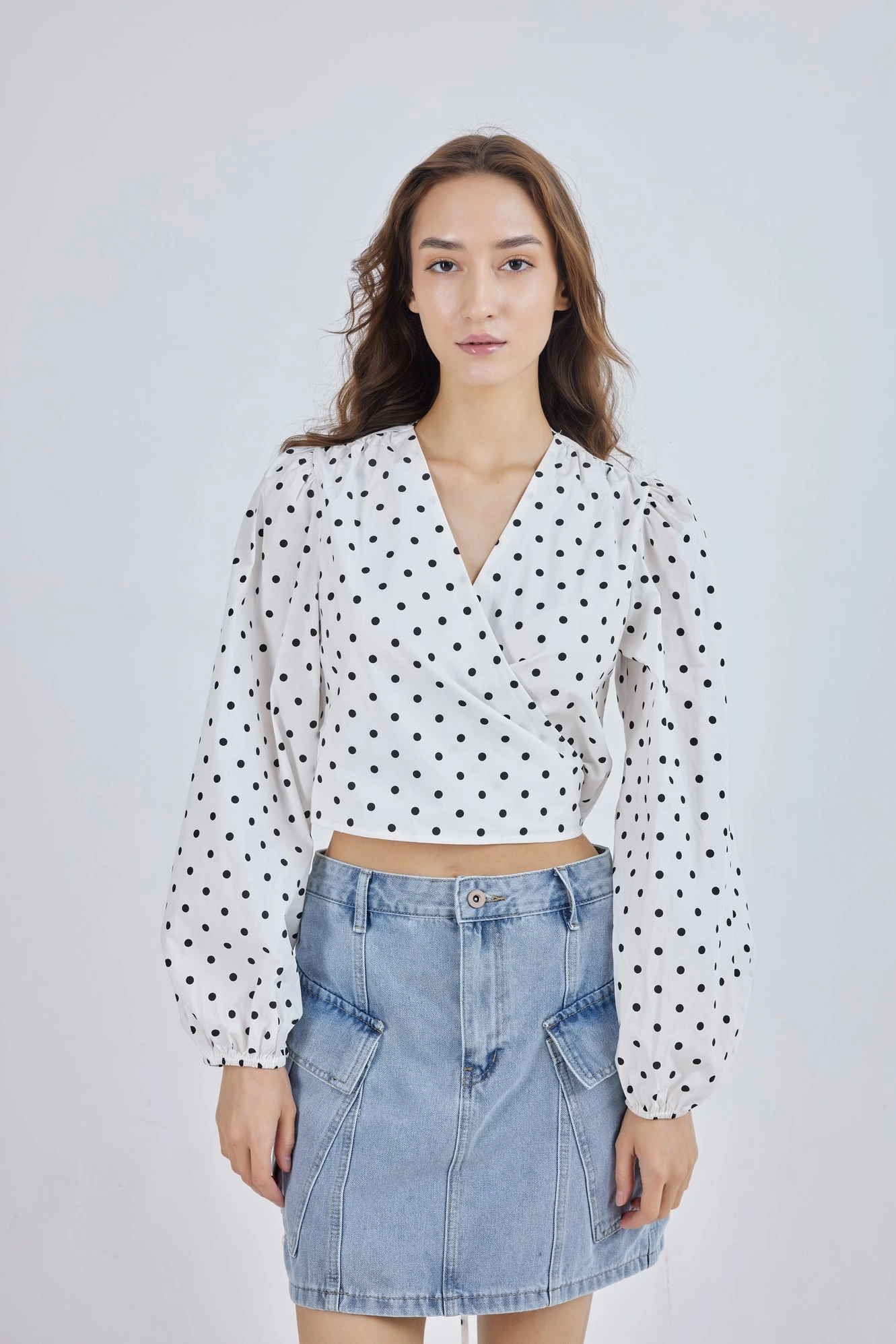 Блузка черный горошек для женщин 41118-60 28