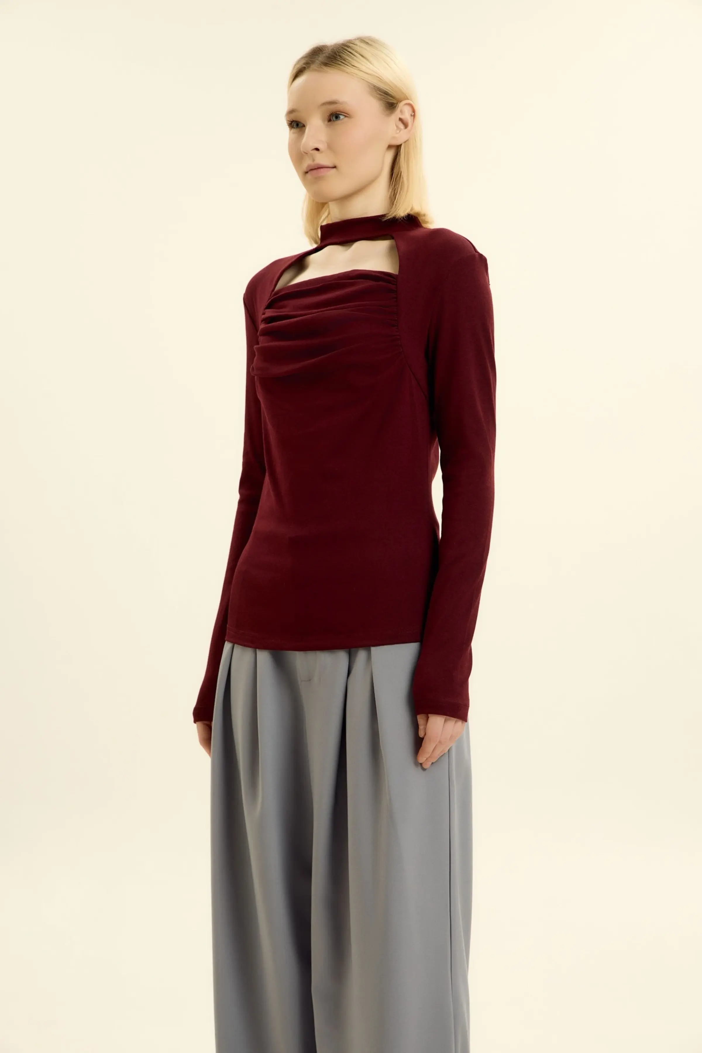 Лонгслив бордовый для женщин 46229-67 59