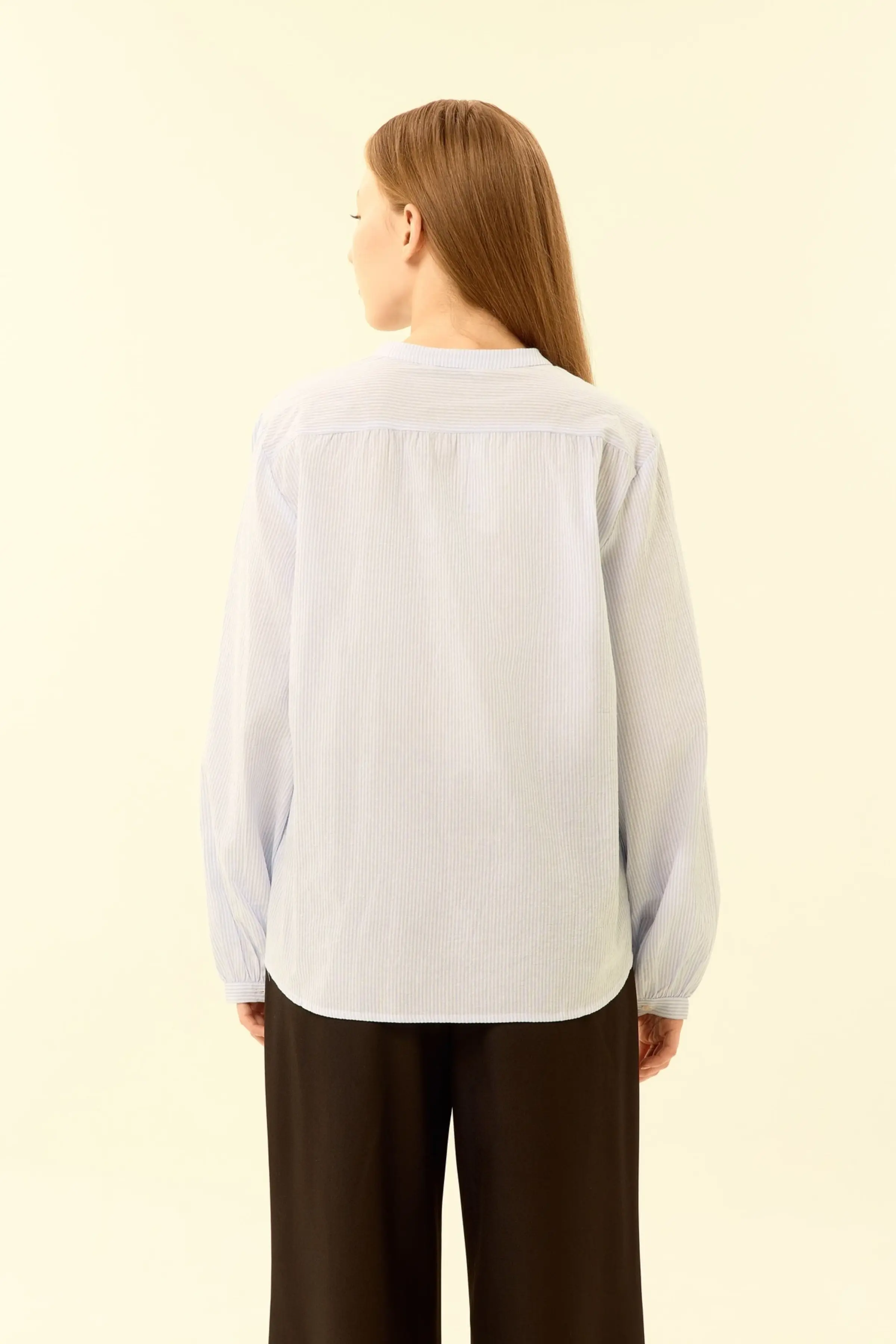 Блузка бело-голубая полоска для женщин 46251-47 28