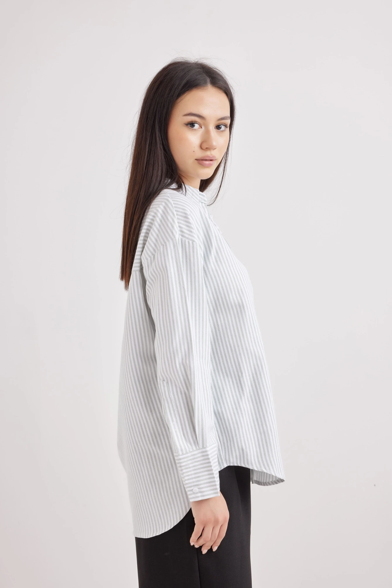 Рубашка бело-зеленая полоска для женщин 42255-52 66