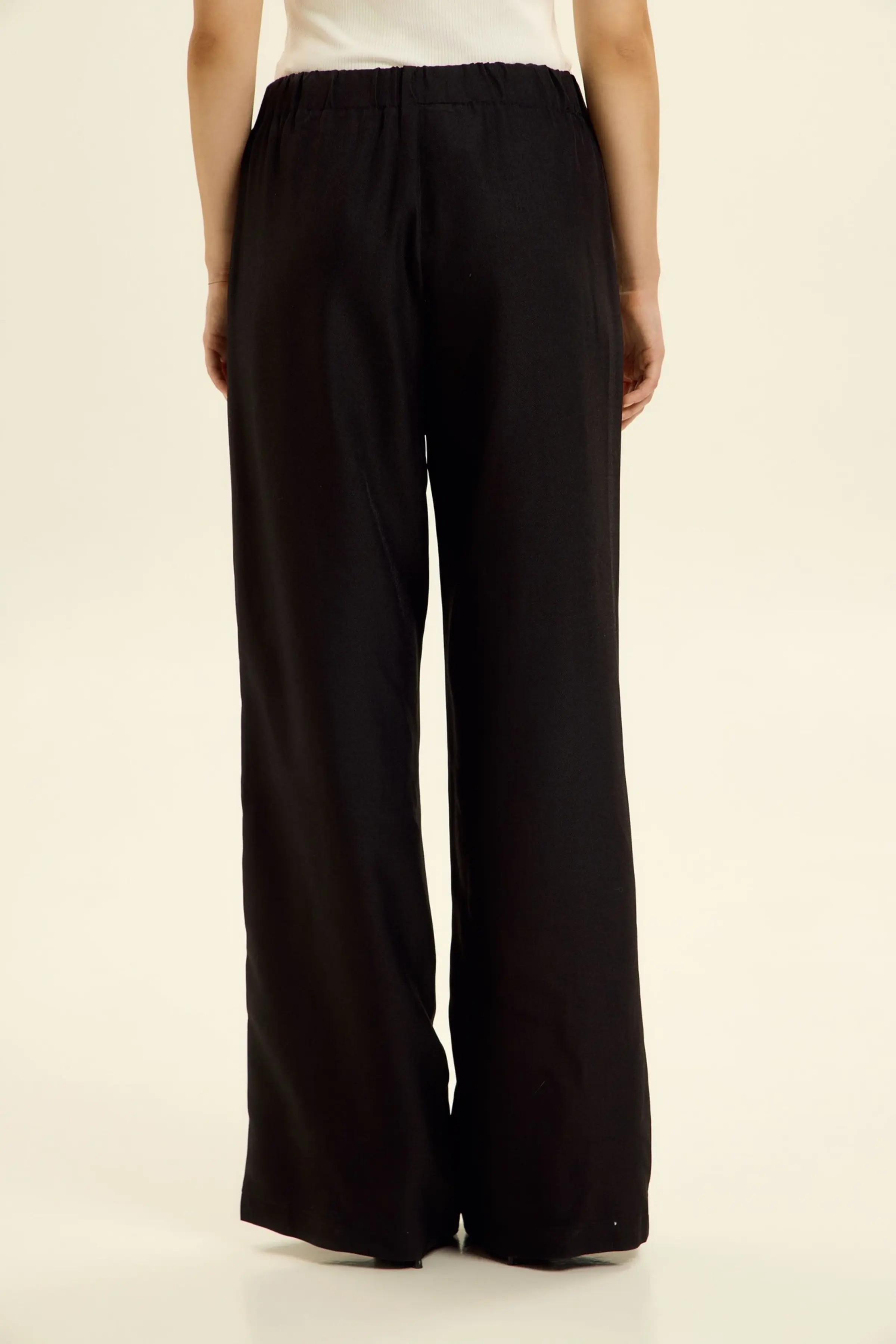 Брюки черный для женщин 46230-1 71