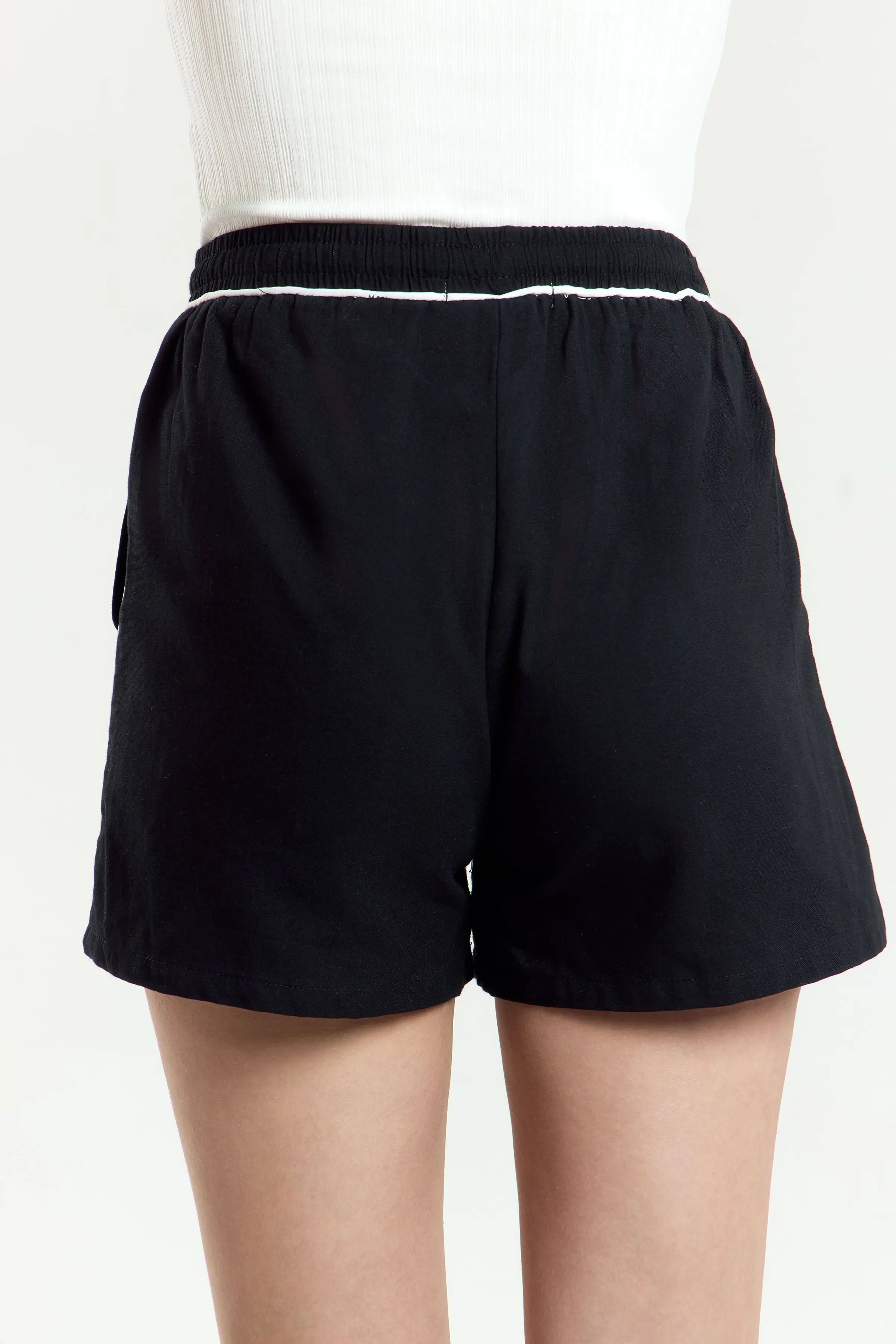 Шорты черный для женщин 45298-1 57