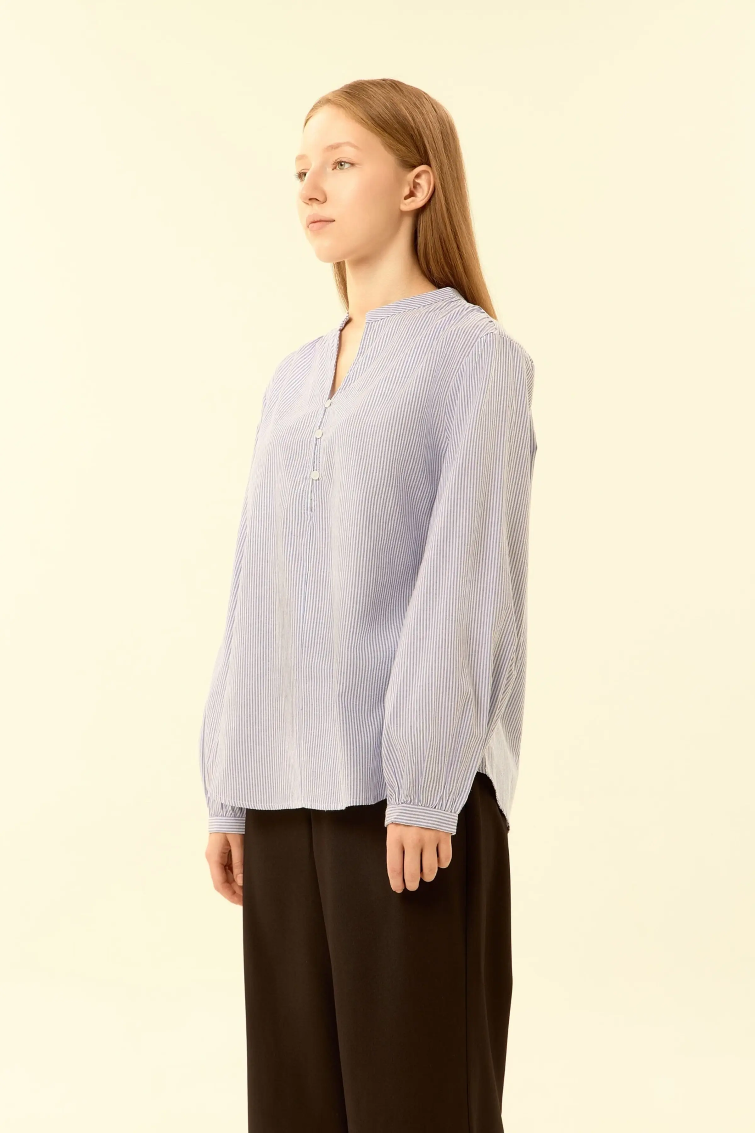 Блузка бело-синяя полоска для женщин 46251-48 28