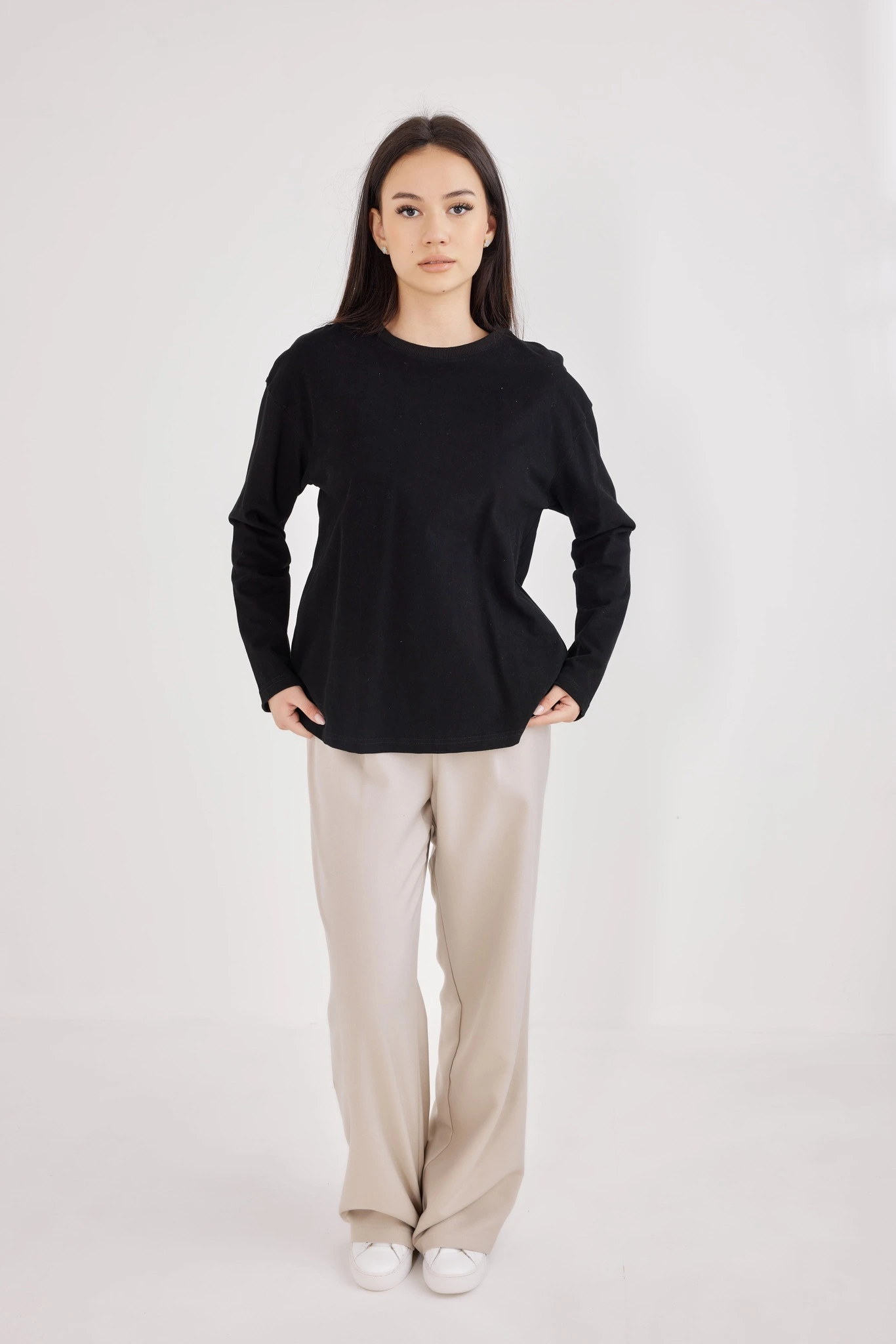 Лонгслив черный для женщин 42124-1 59