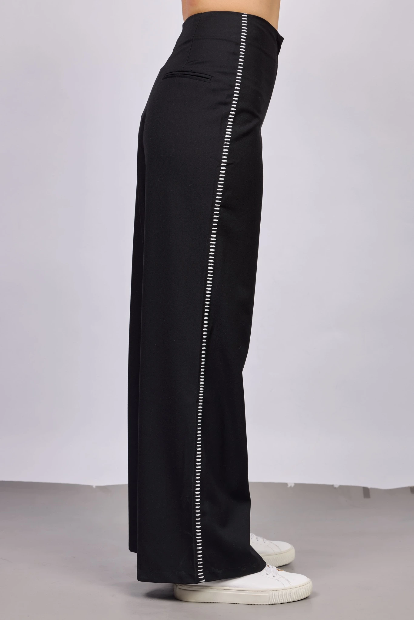 Брюки черный для женщин 42221-1 71