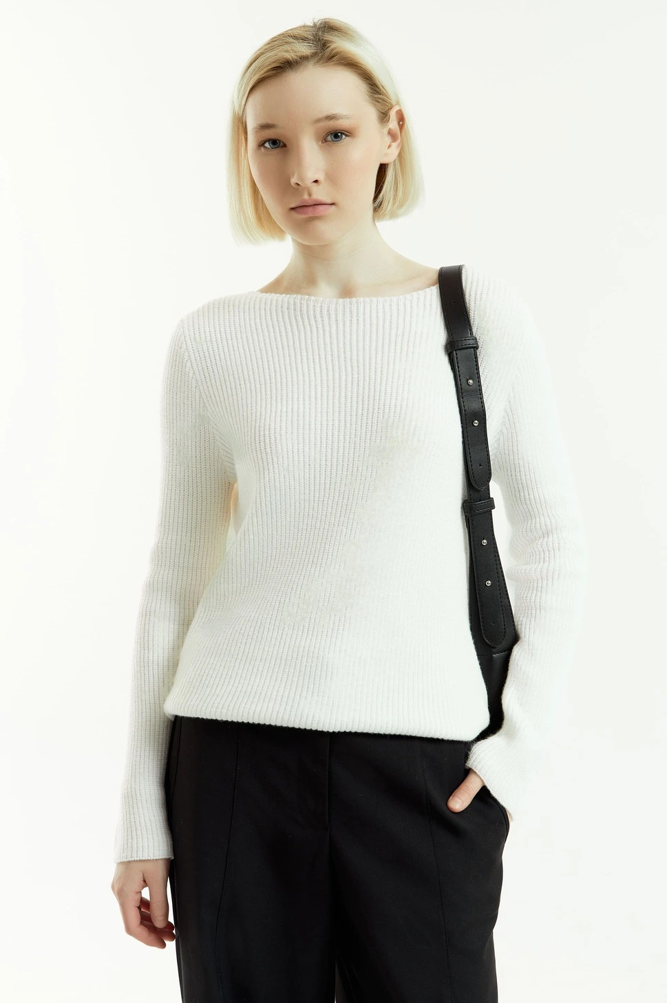 Джемпер белый для женщин 43165-4 60