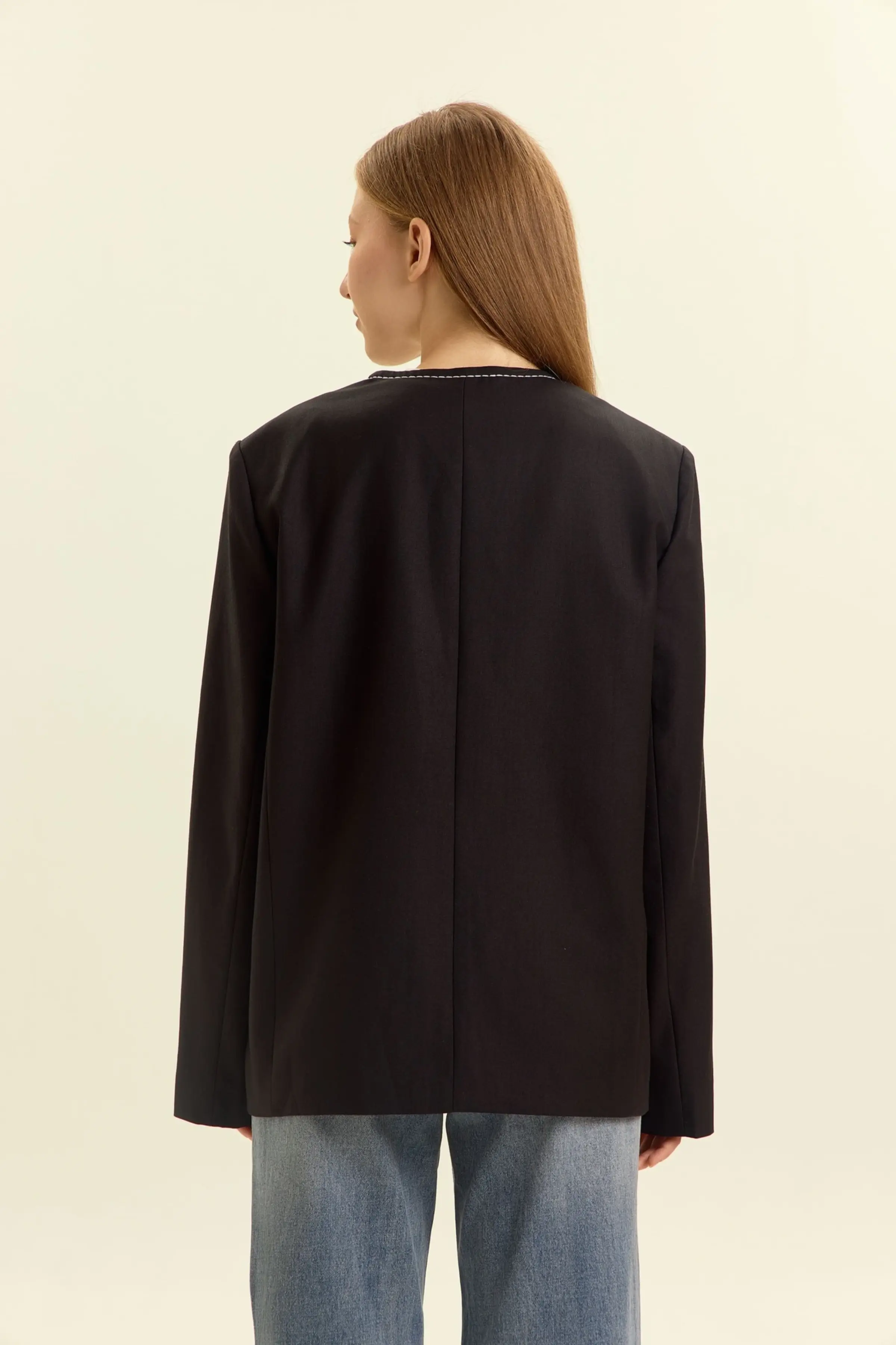 Жакет черный для женщин 46262-1 64