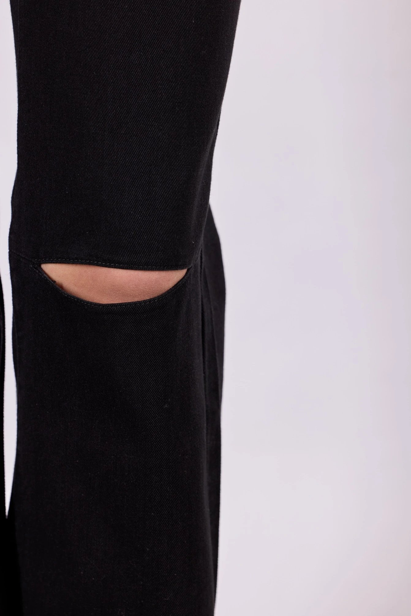 Джинсы черный для женщин 44146-1 74