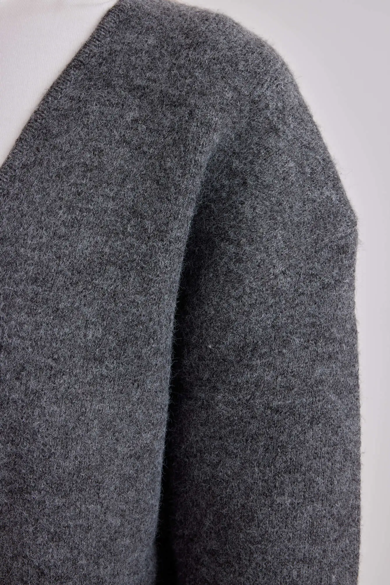 Кардиган серый для женщин 42101-61 50