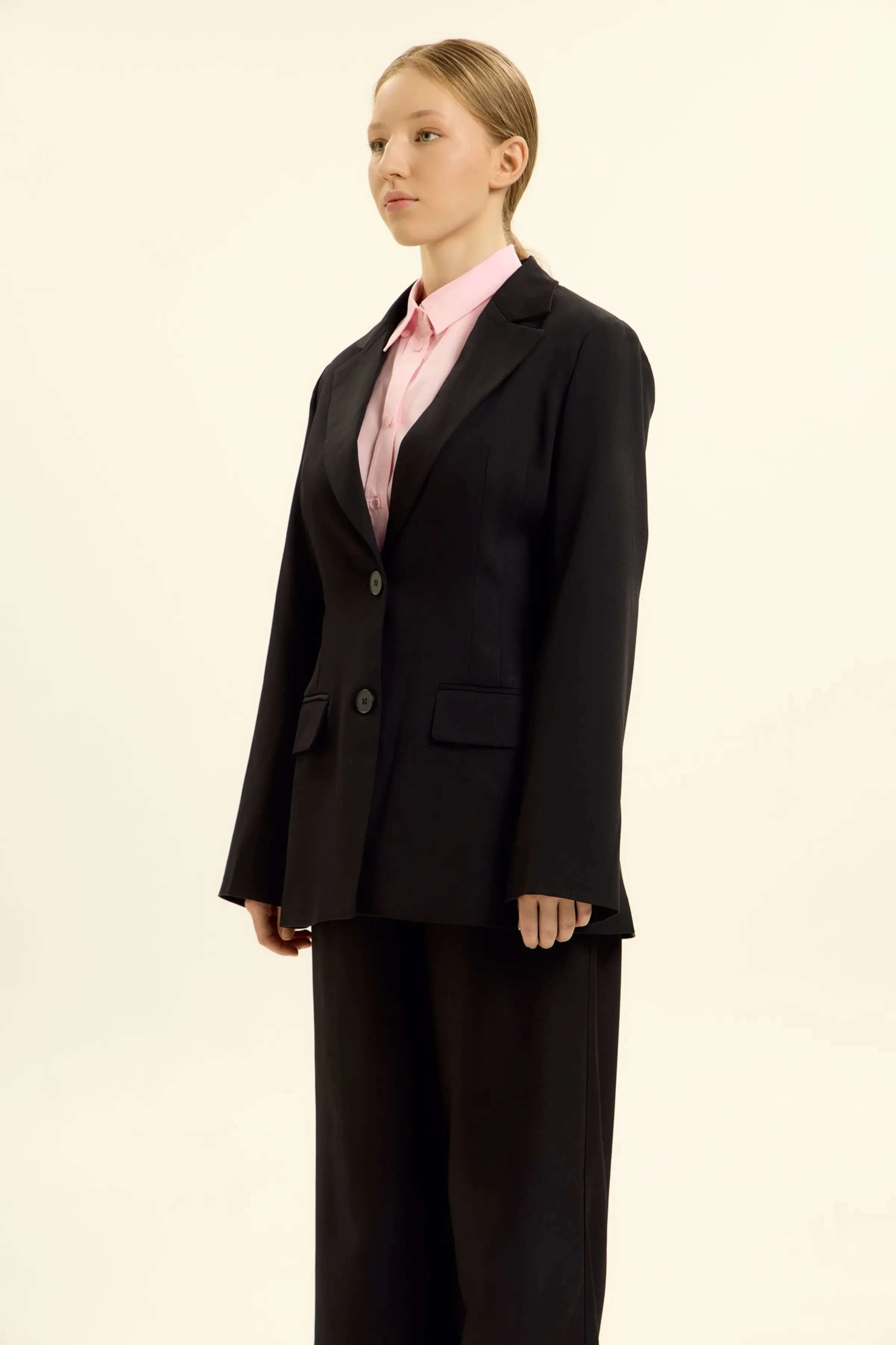 Жакет черный для женщин 46261-1 64