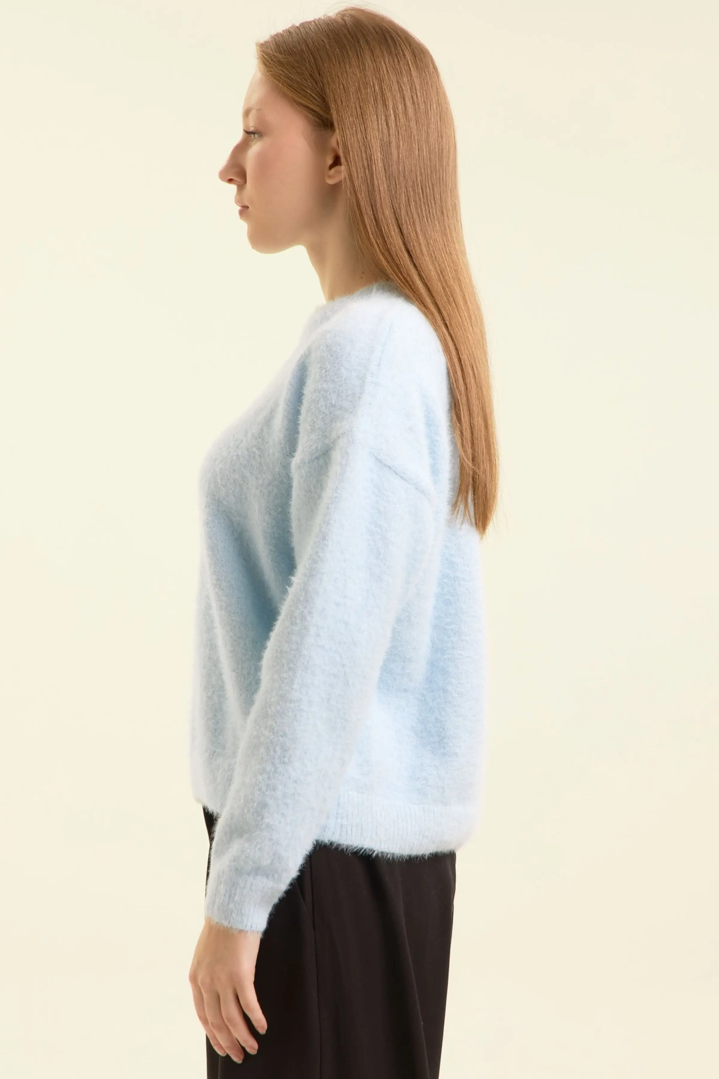 Свитер голубой для женщин 47400-10 65