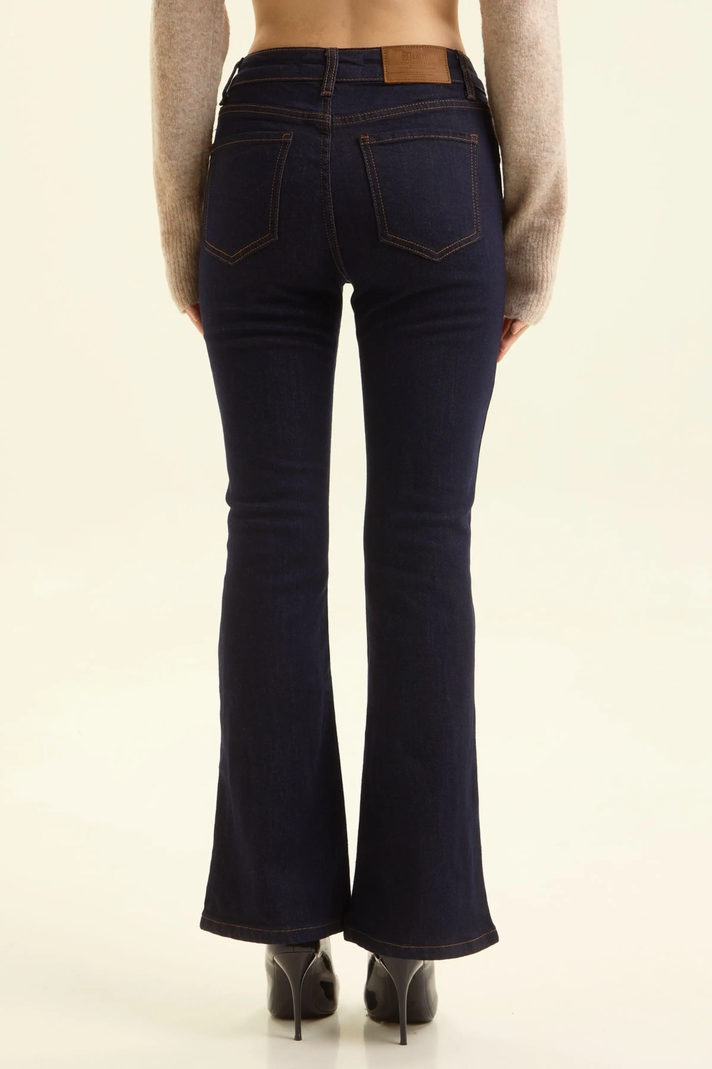 Джинсы темно-синий для женщин 47218-18 74