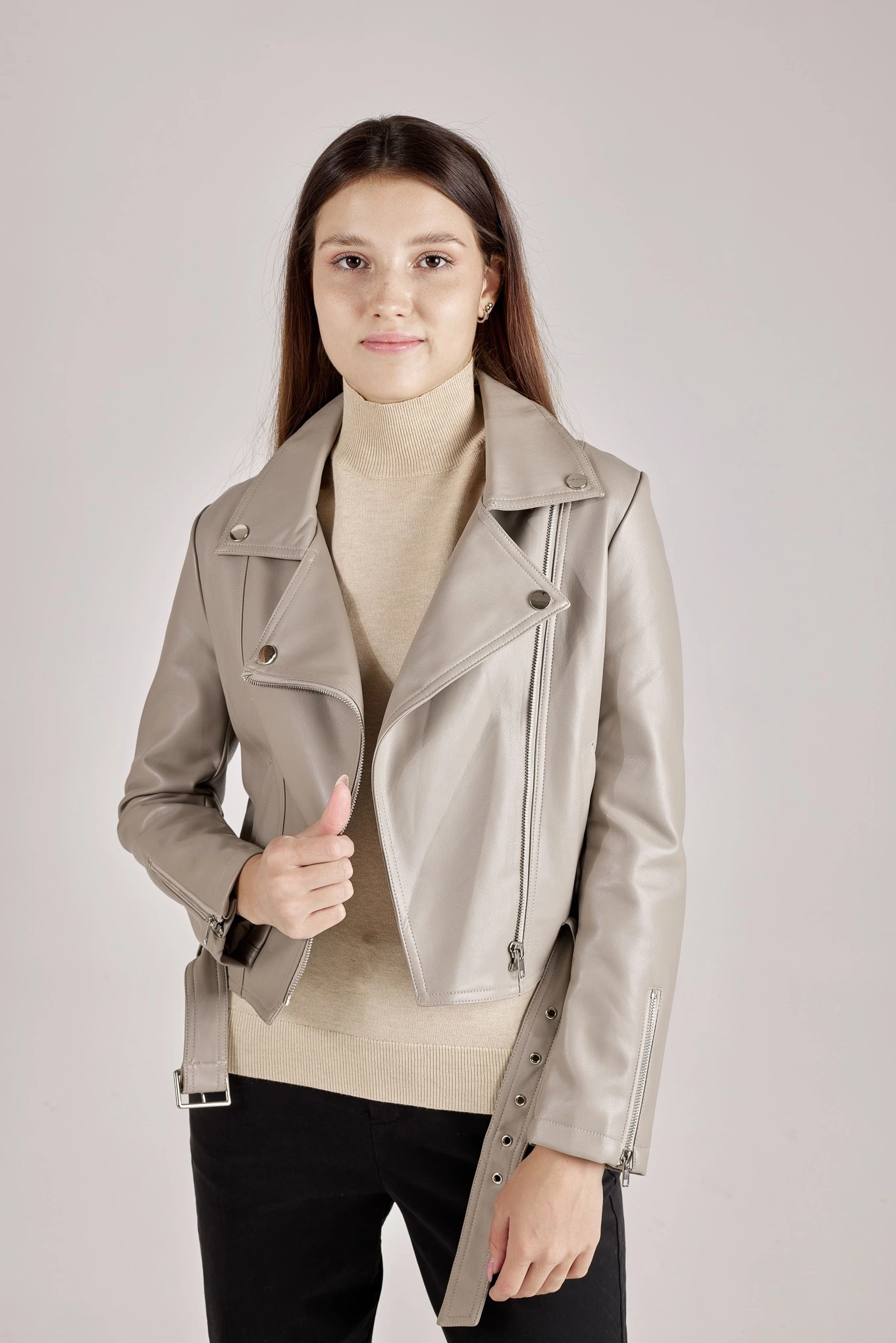 Кожанка бежевый для женщин 352/410/32209-15 63