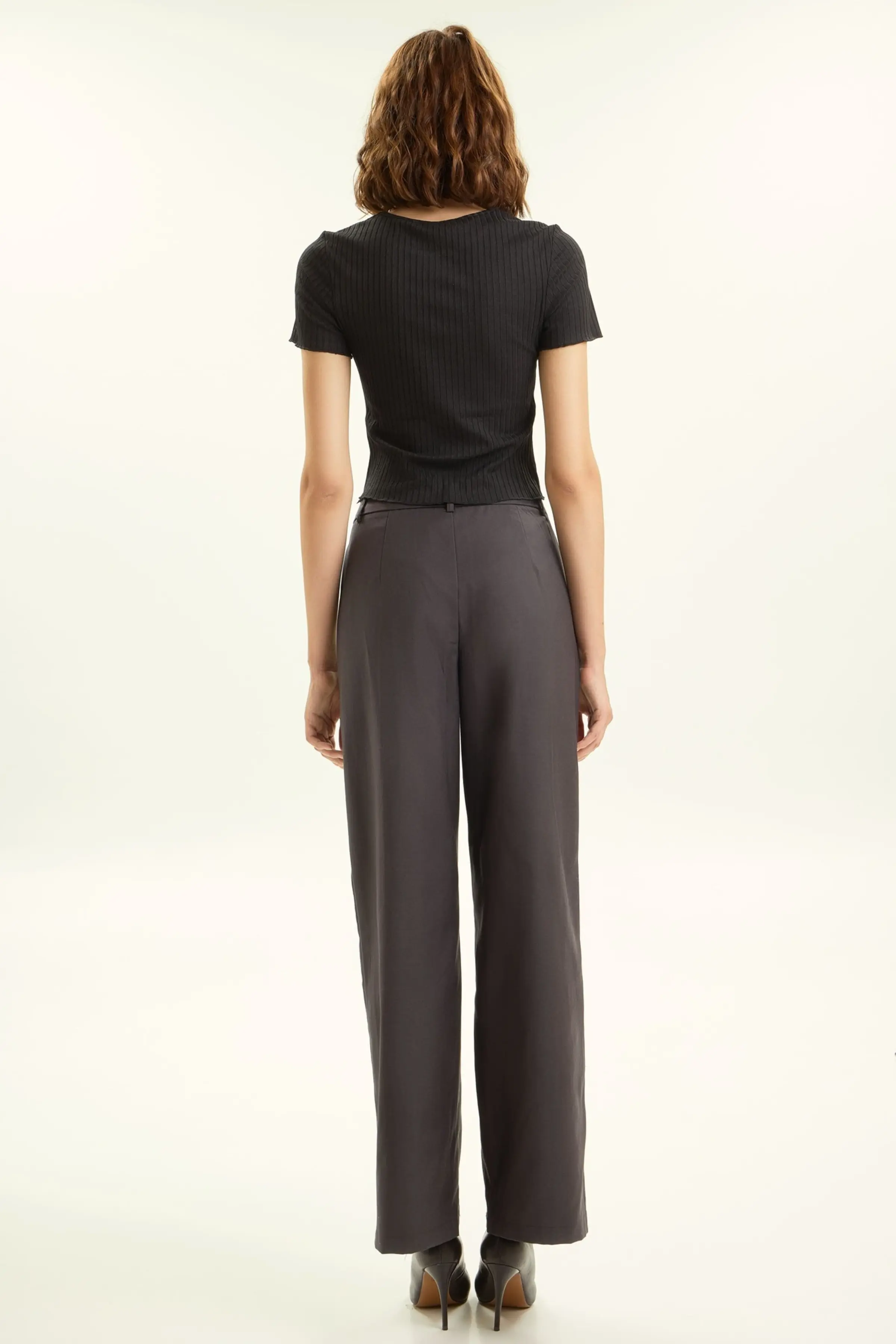 Брюки черный для женщин 44295-1 71