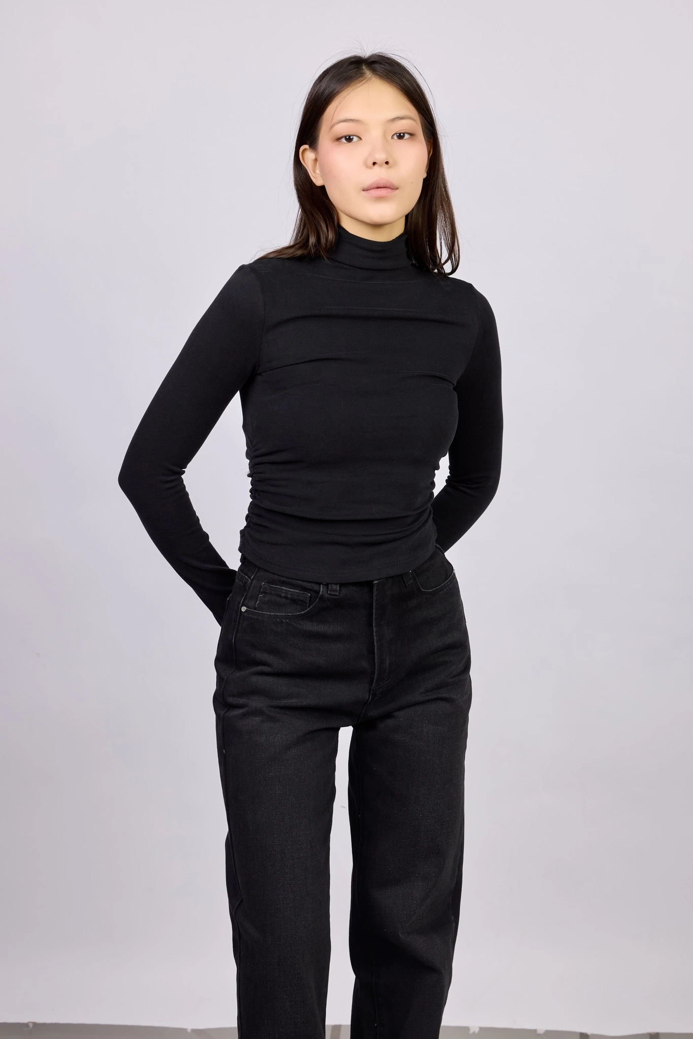 Лонгслив черный для женщин 42296-1 59