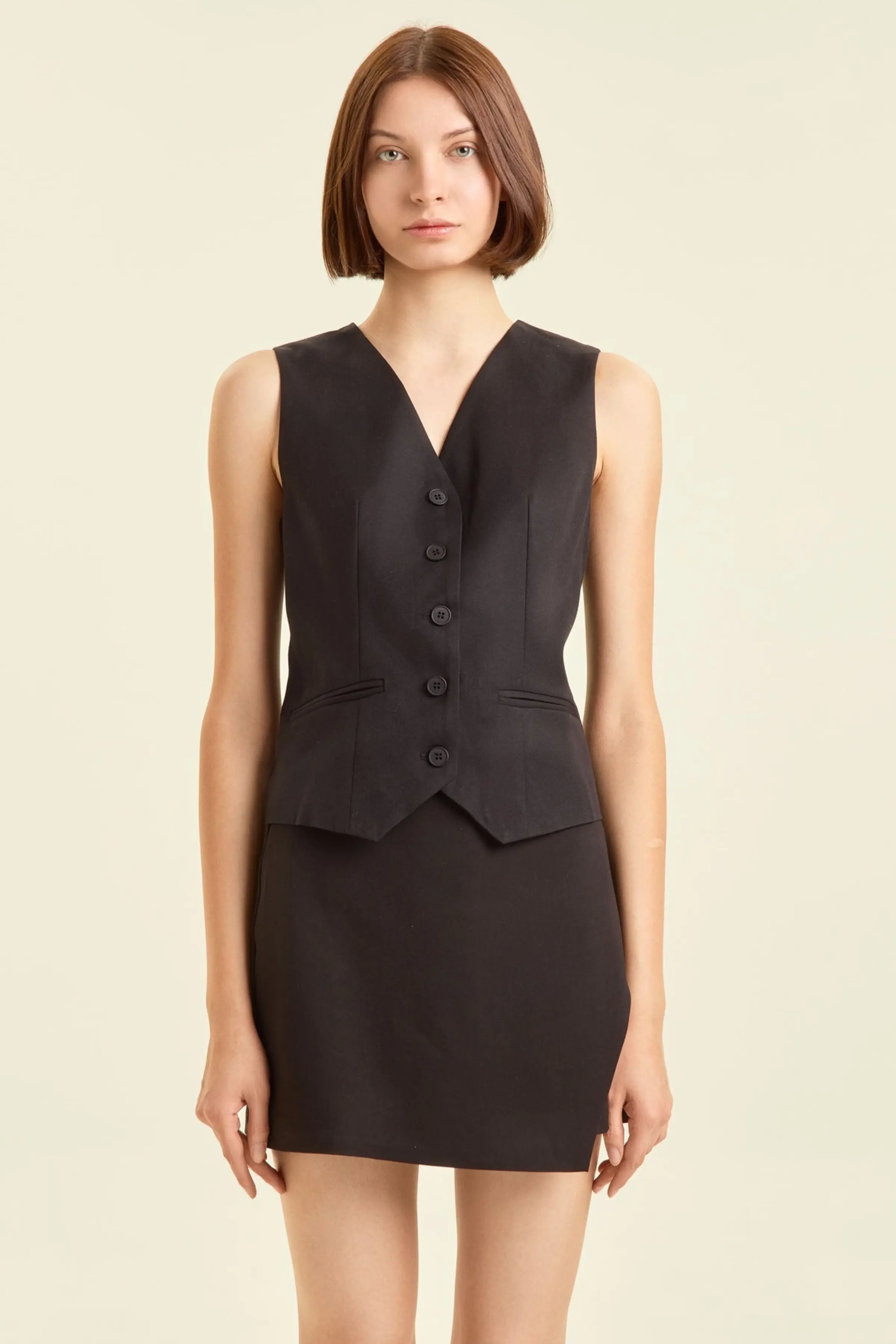 Жилетка черный для женщин 47237-1 68