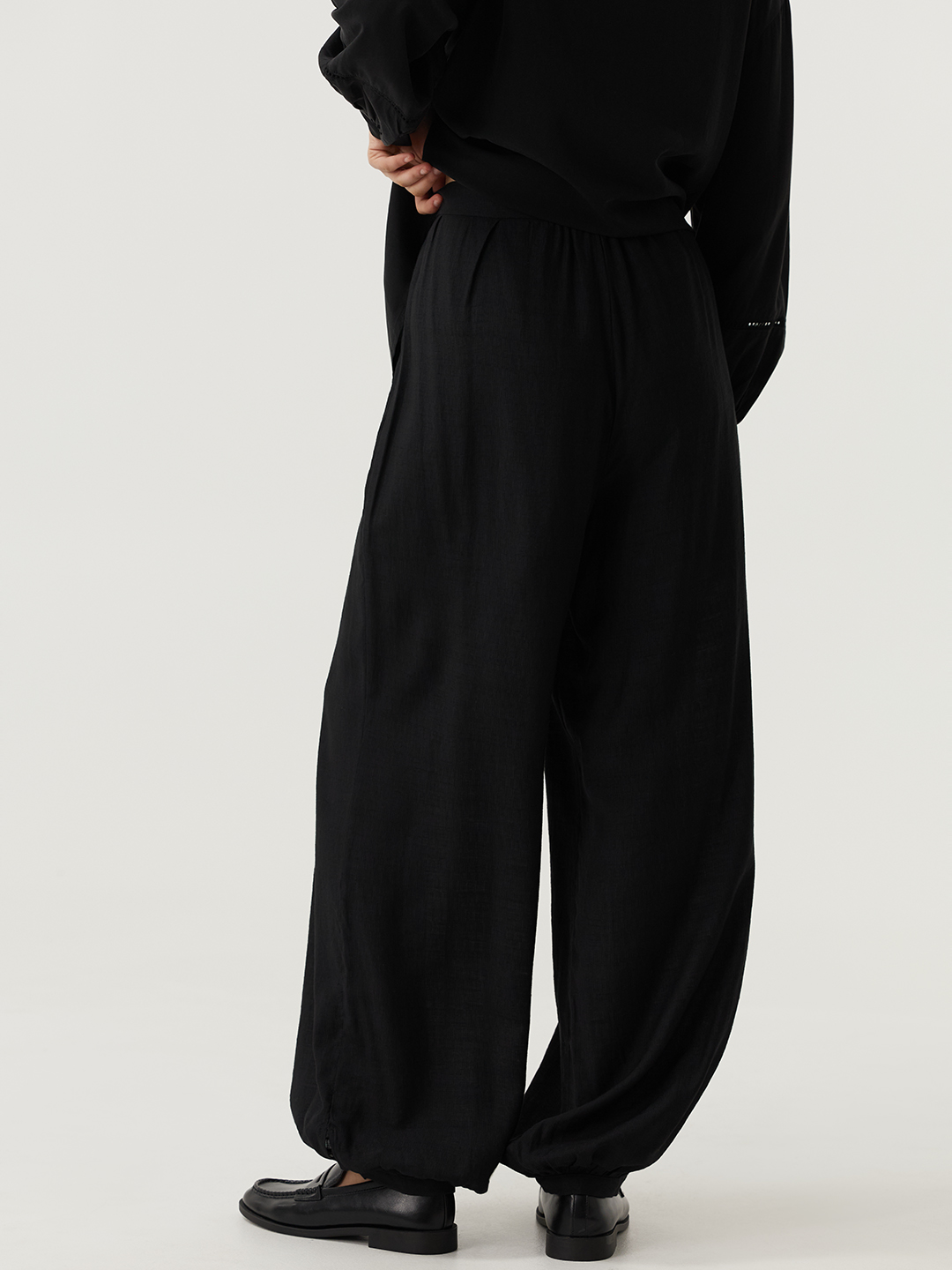 Брюки черный для женщин 48349-1 71