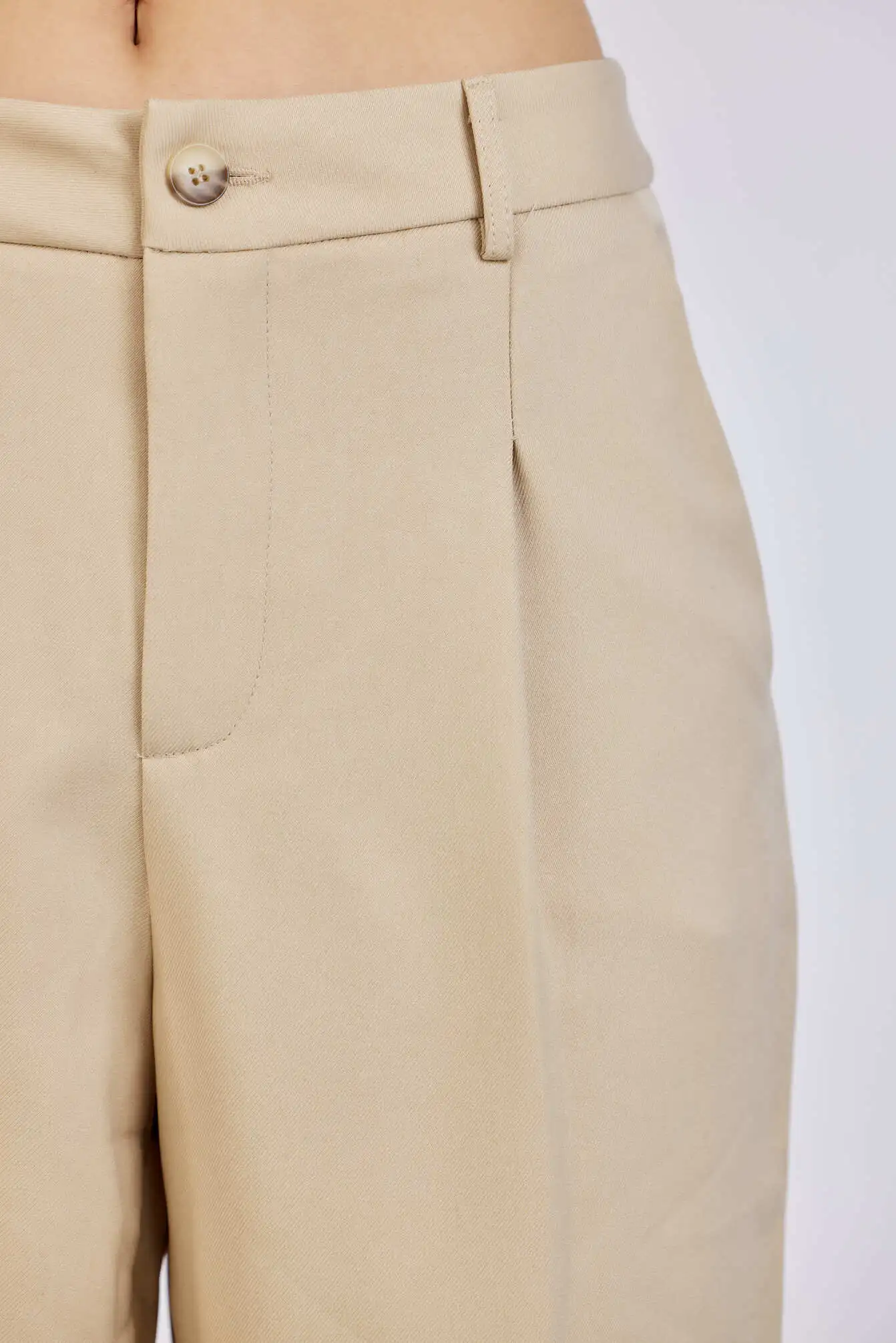 Брюки бежевый для женщин 43154-15 71