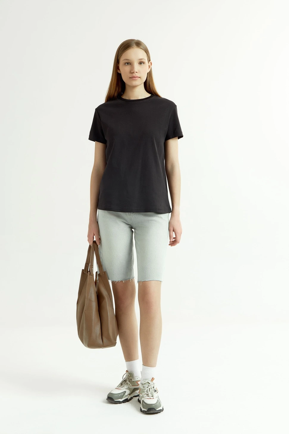 Футболка черный для женщин 44287-1 67