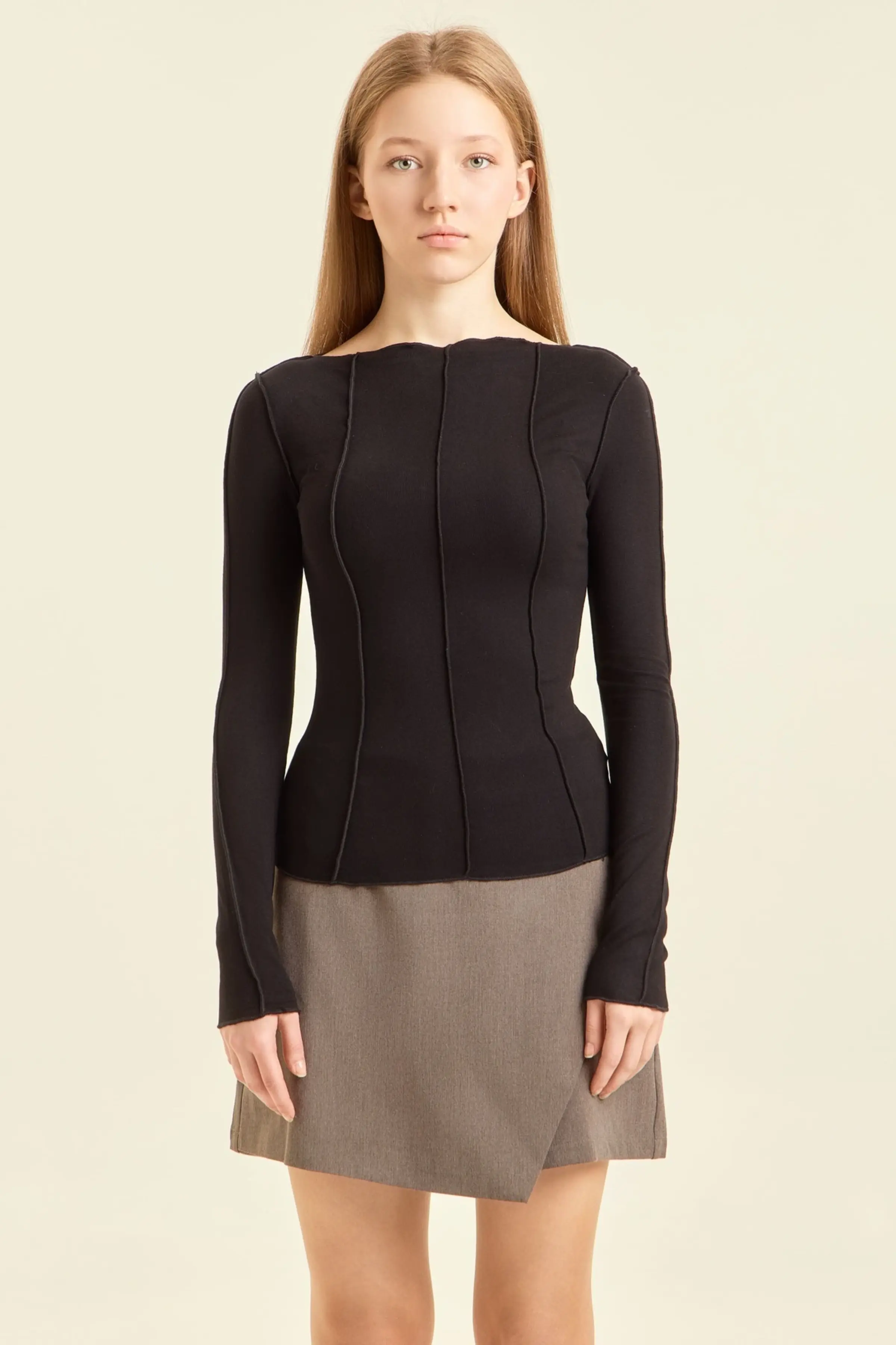 Лонгслив черный для женщин 47247-1 59