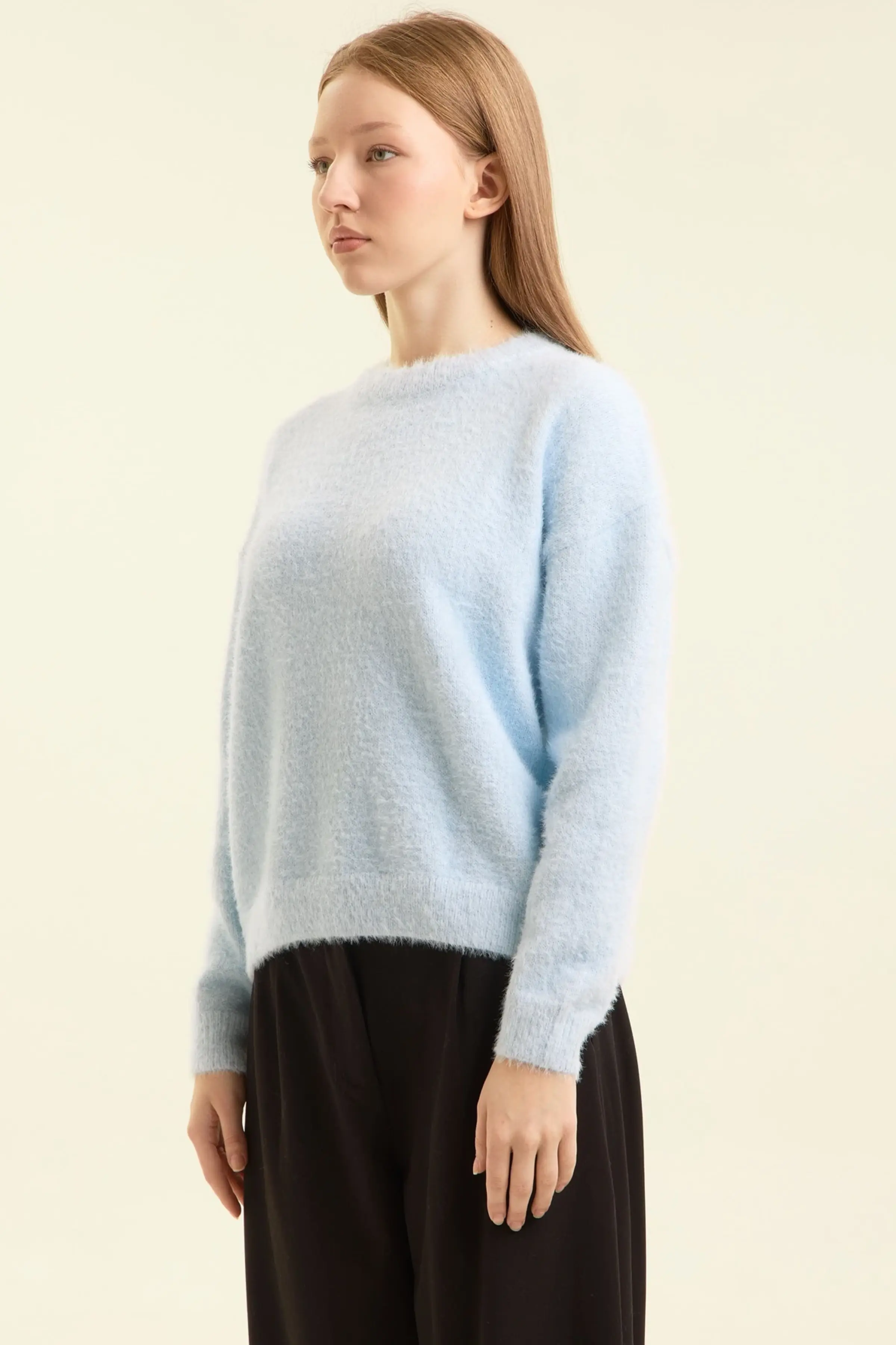 Свитер голубой для женщин 47400-10 65