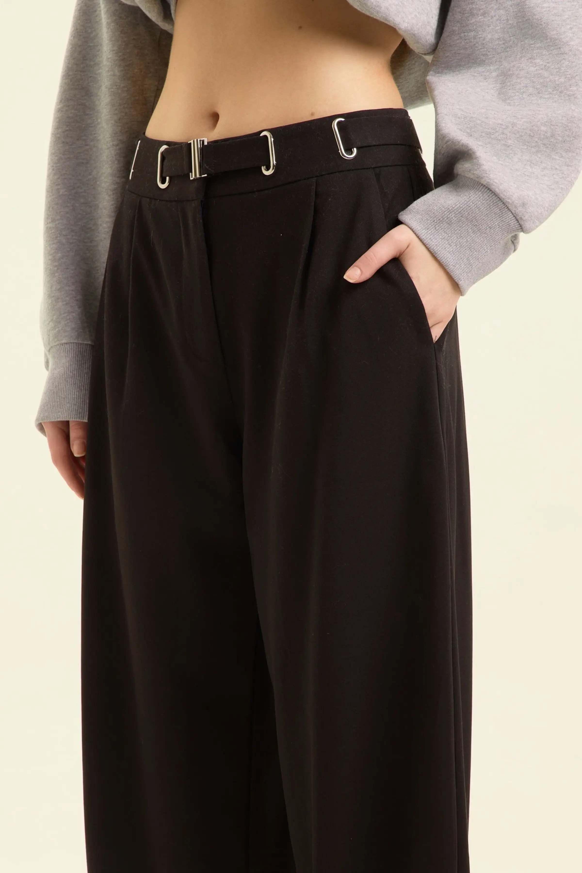 Брюки черный для женщин 47231-1 71