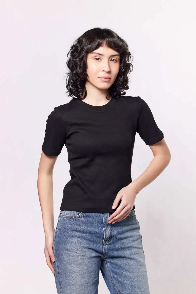 Футболка черный для женщин 42109-1 67