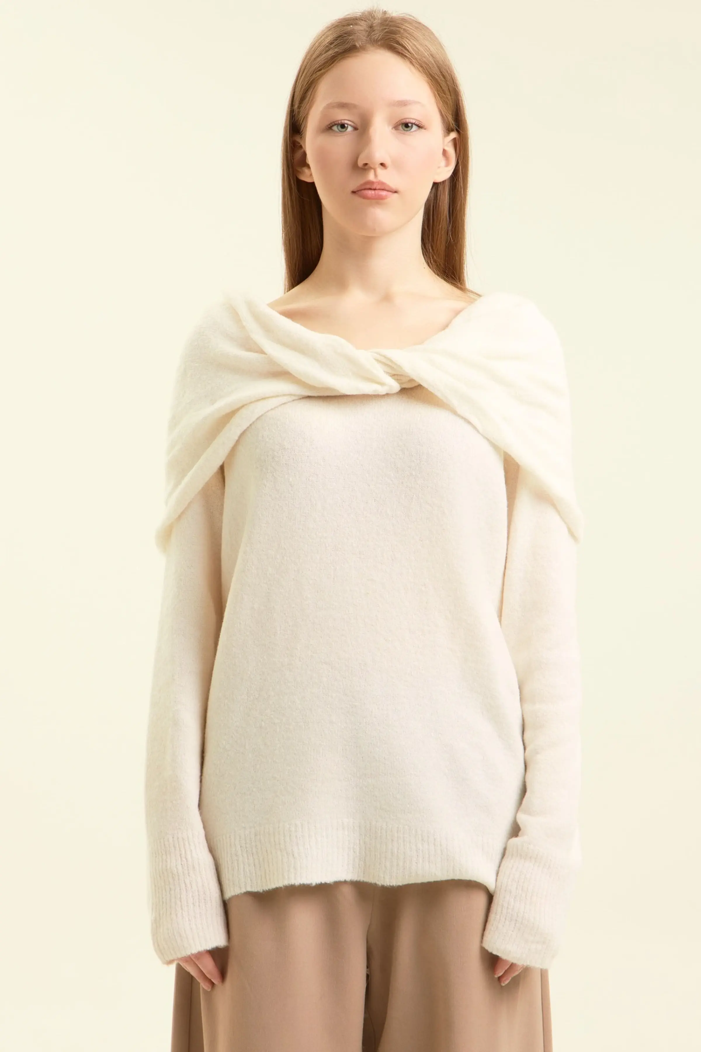 Свитер белый для женщин 47200-4 65