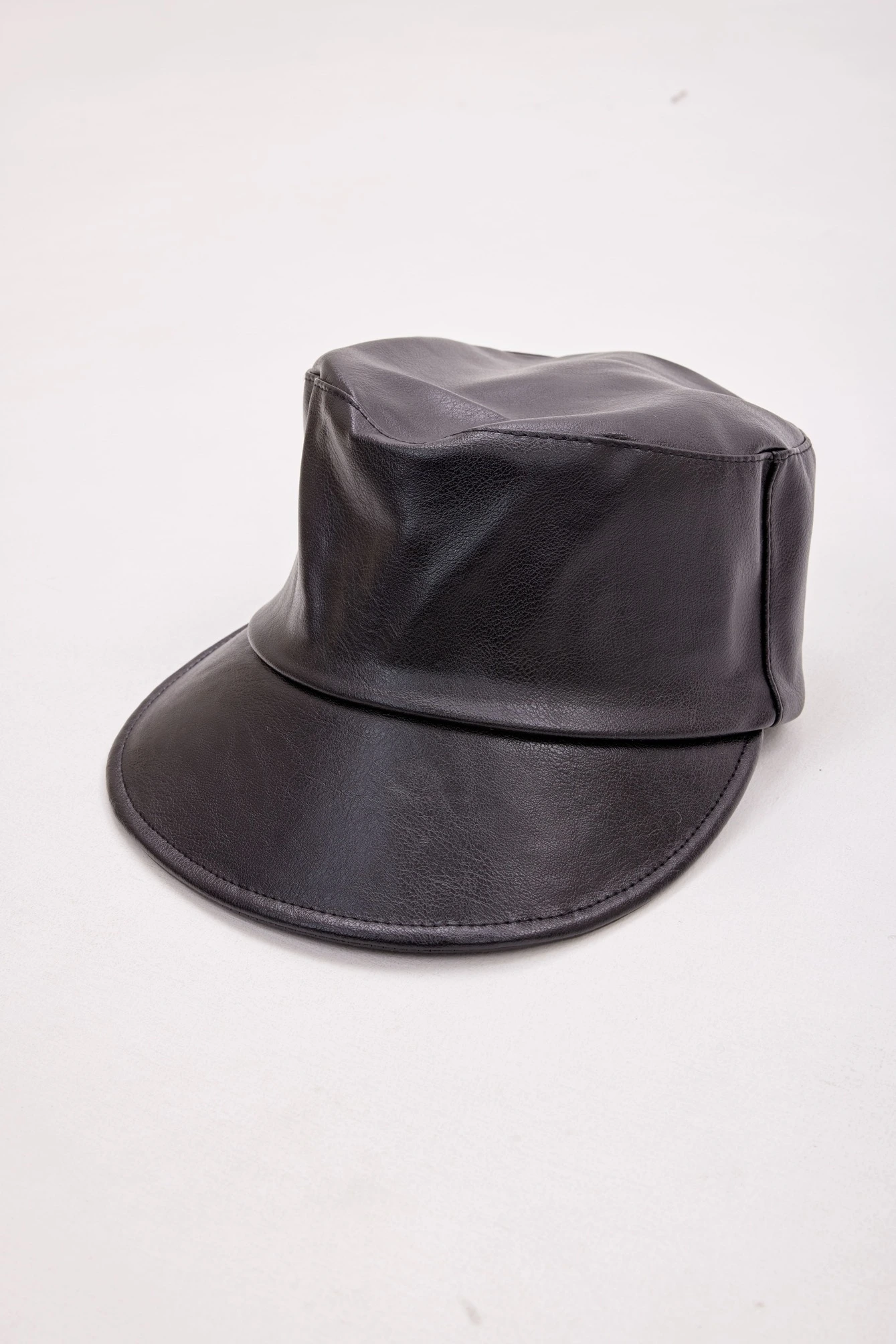 Кепка черный для женщин 853/800/A-0012-1 9