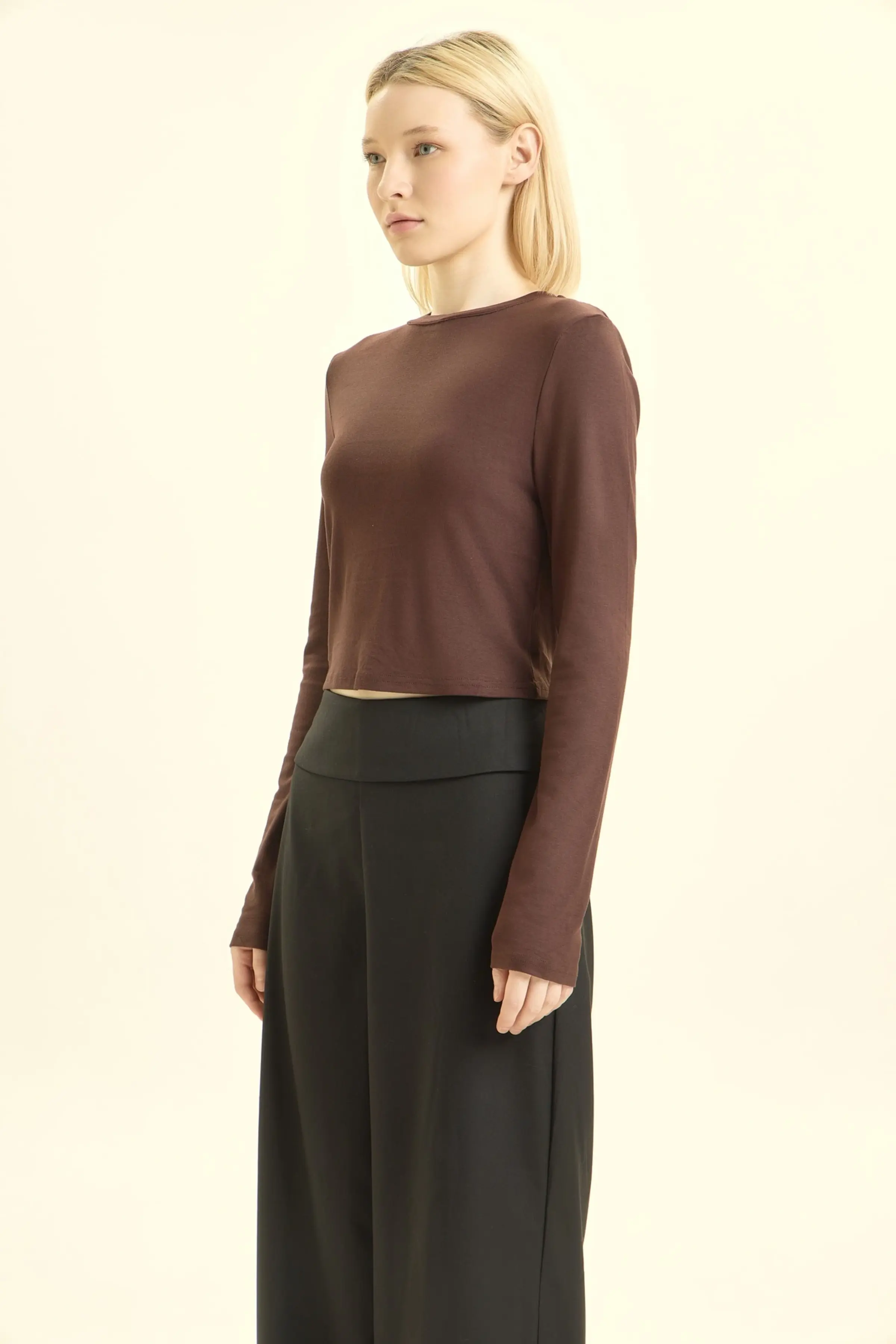 Лонгслив коричневый для женщин 46158-13 59