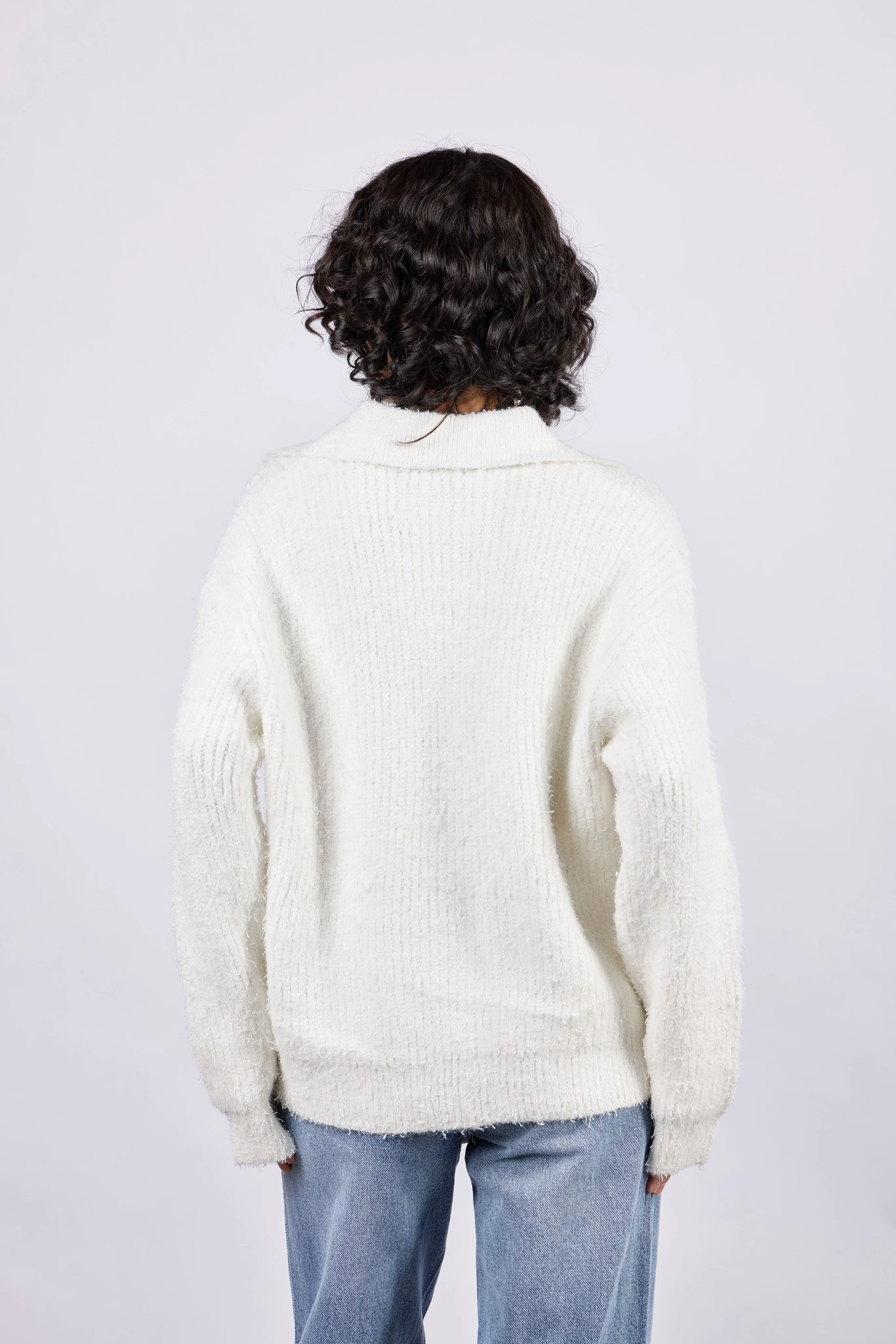 Свитер белый для женщин 43242-4 65