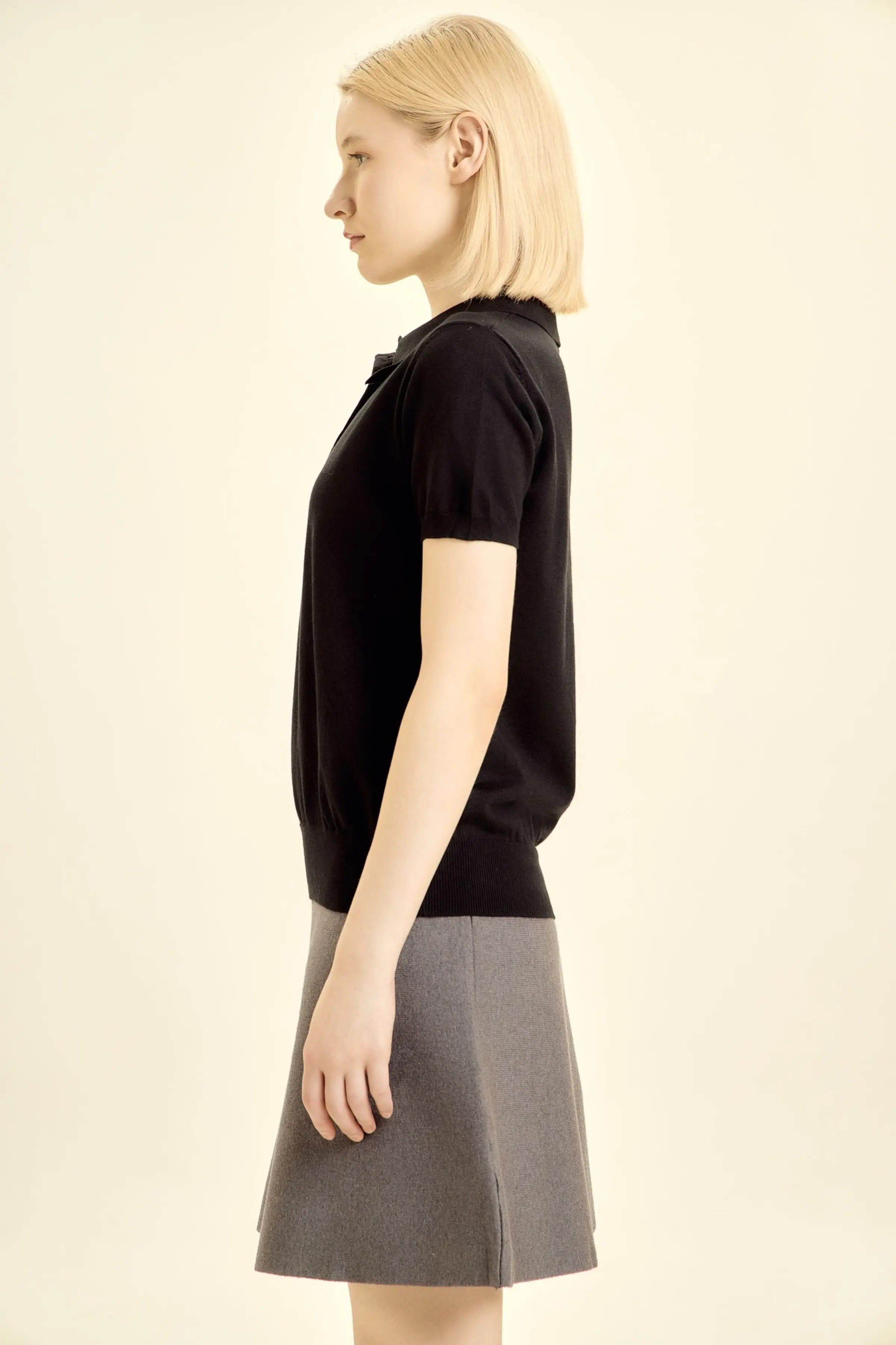 Джемпер черный для женщин 46128-1 60