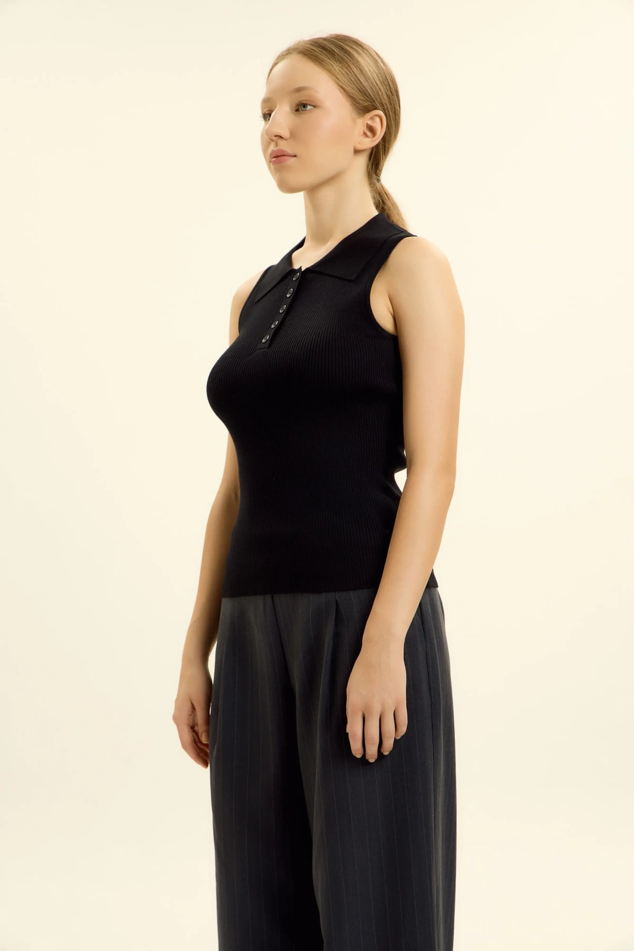 Джемпер черный для женщин 46238-1 60