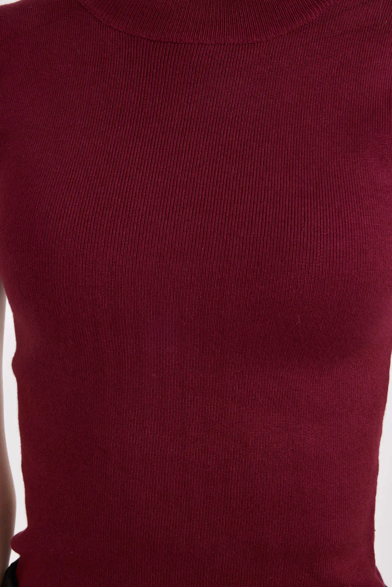 Топ бордовый для женщин 42102-67 46