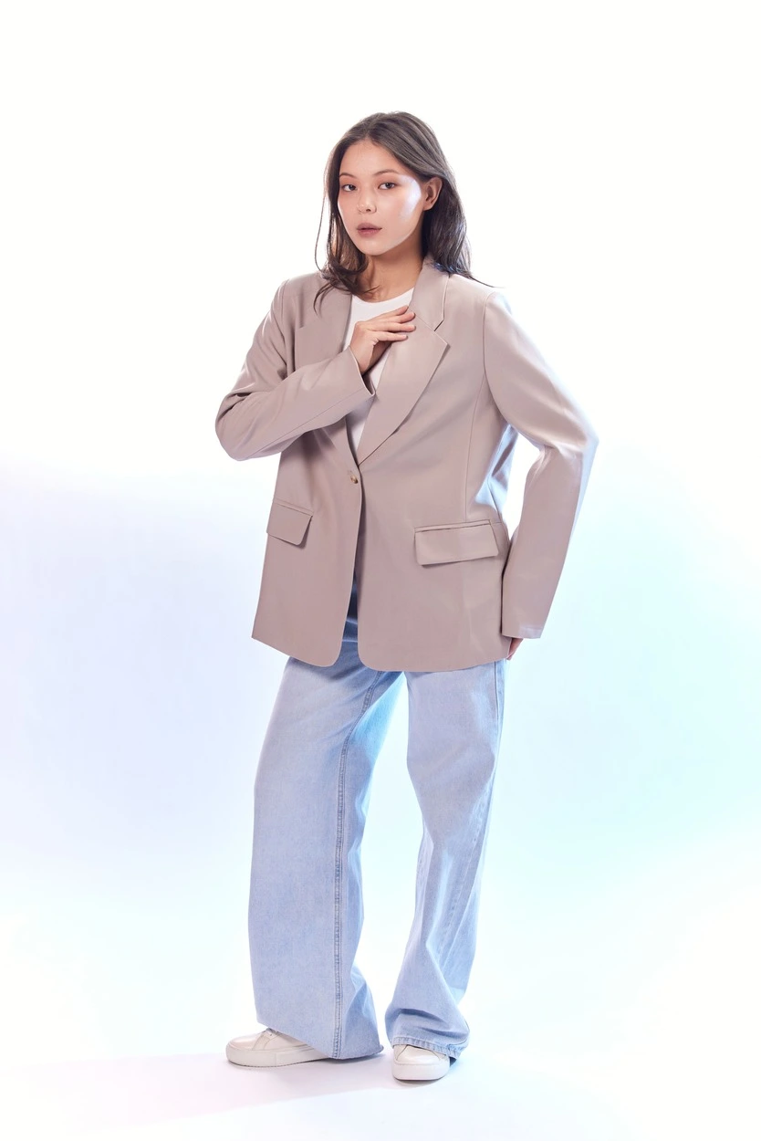 Жакет бежевый для женщин 44165-15 64