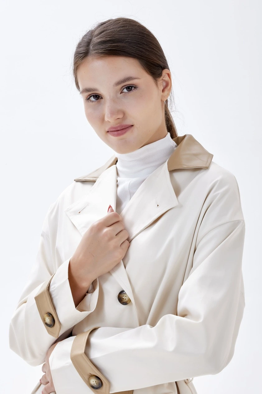 Плащ бежевый для женщин 353/521/38278-15 49