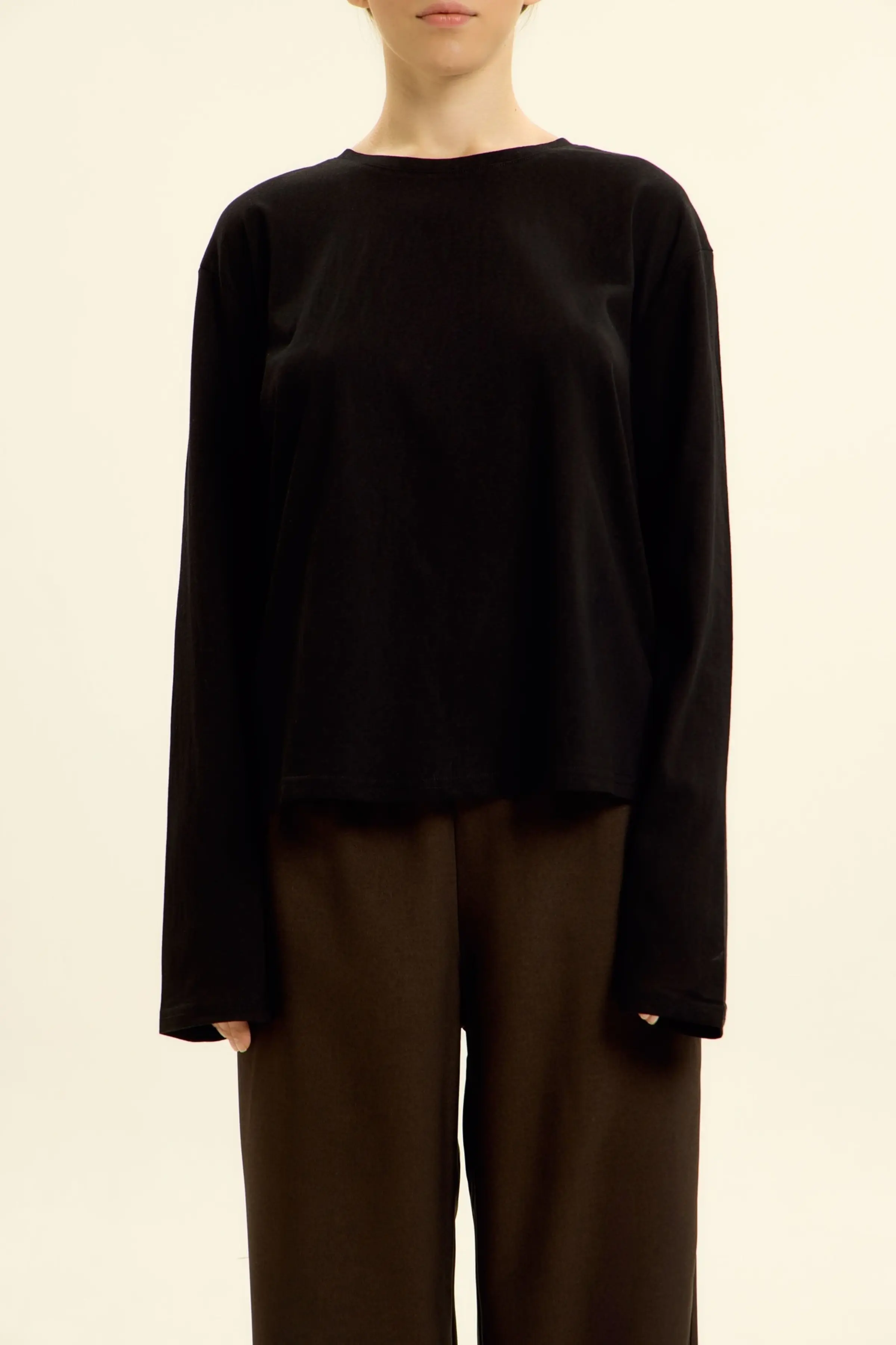 Лонгслив черный для женщин 46199-1 59