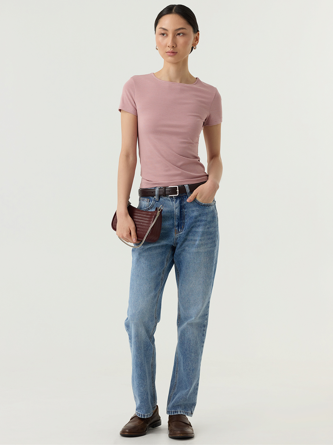 Футболка бело-розовая полоска для женщин 48278-51 67