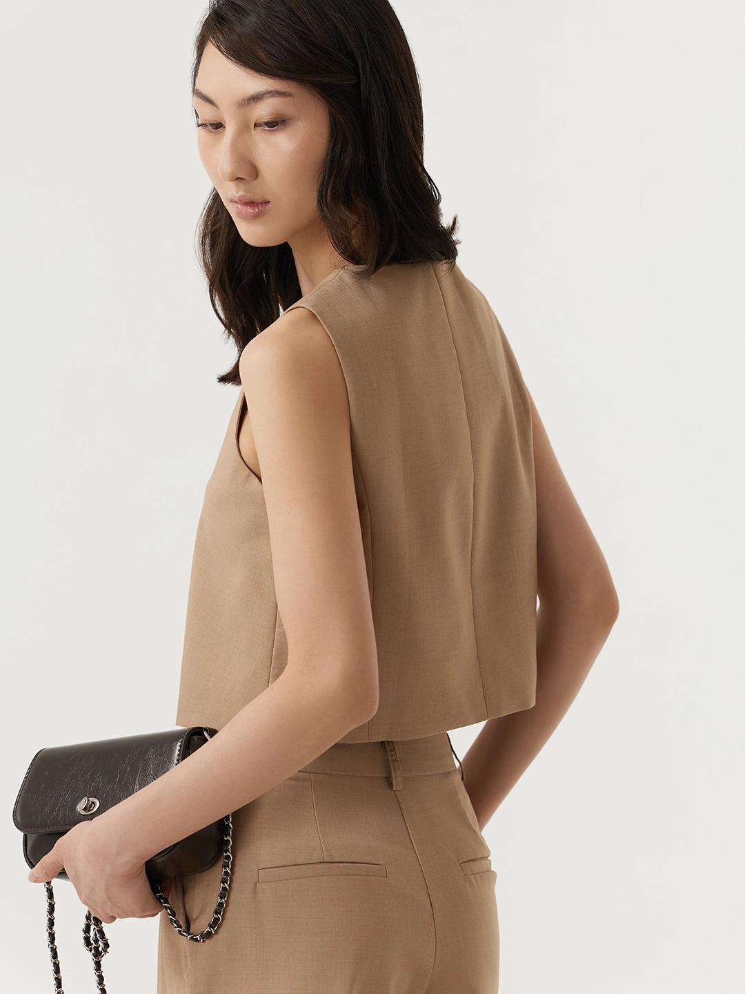 Жилетка бежевый для женщин 48133-15 68