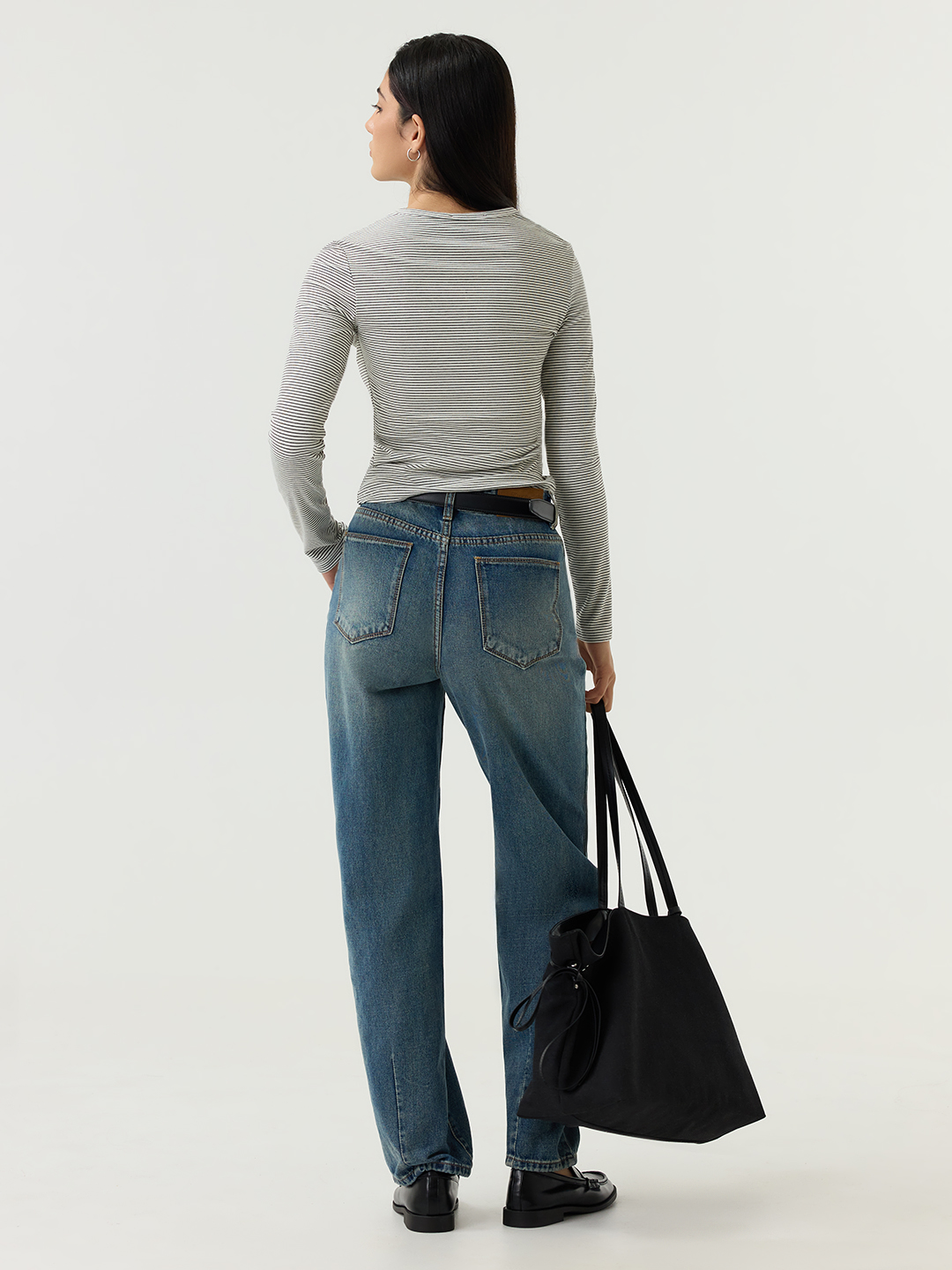 Лонгслив бело-черная полоска для женщин 48191-46 59