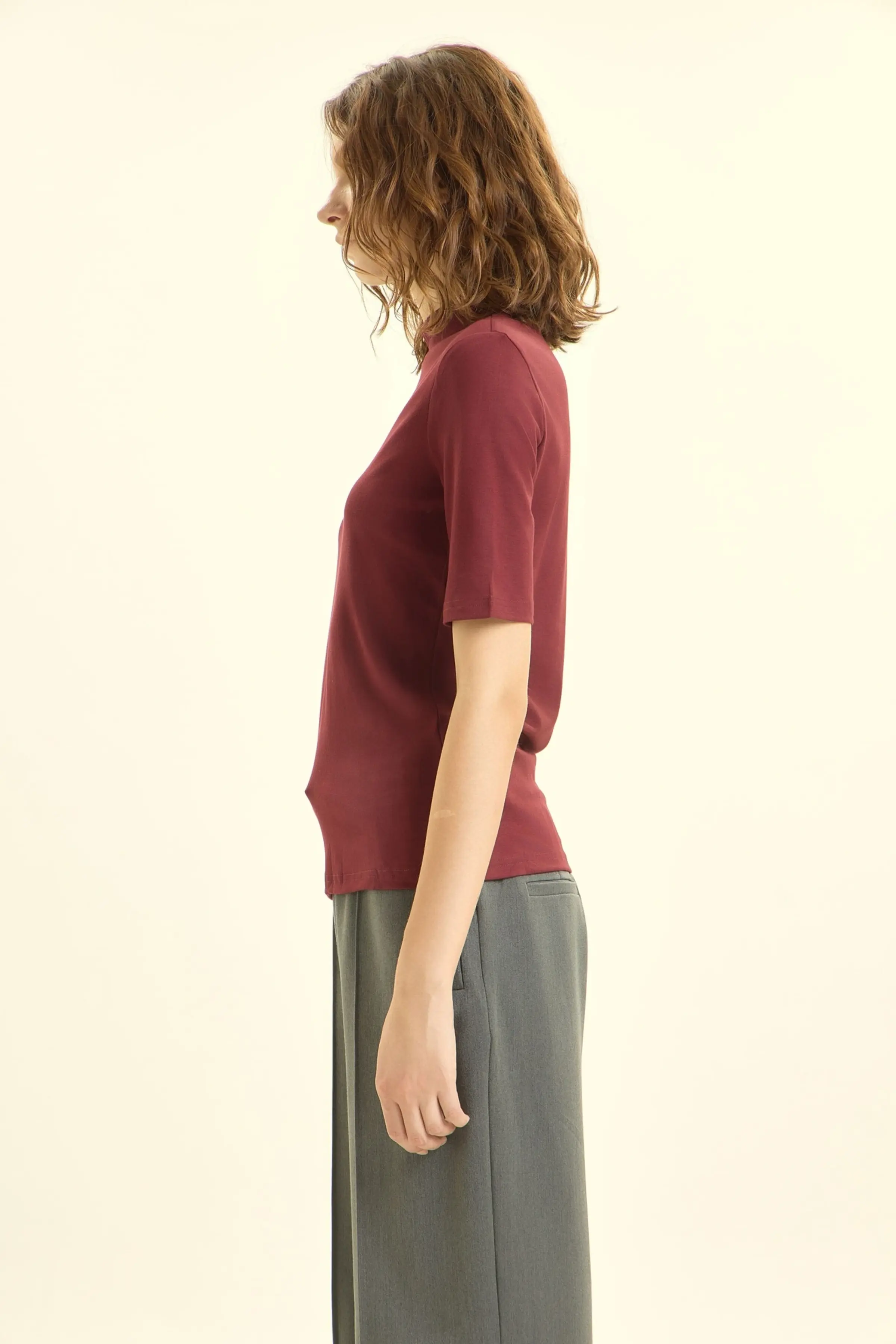 Футболка бордовый для женщин 46178-67 67