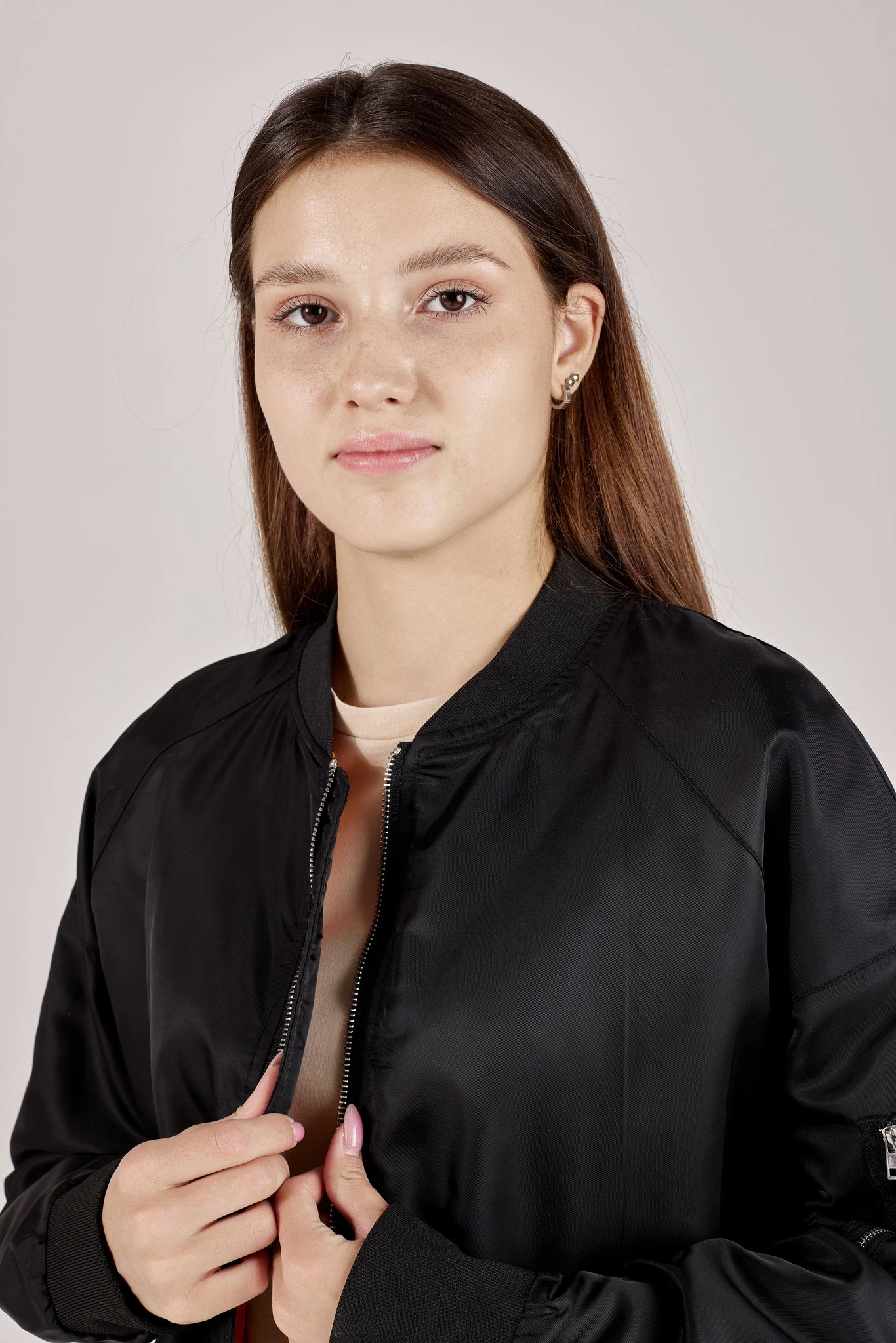 Бомбер черный для женщин 351/431/30231-1 70