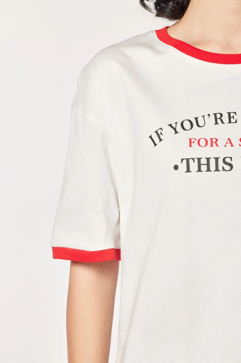 Футболка белый с красной рибаной для женщин 44276-280 67