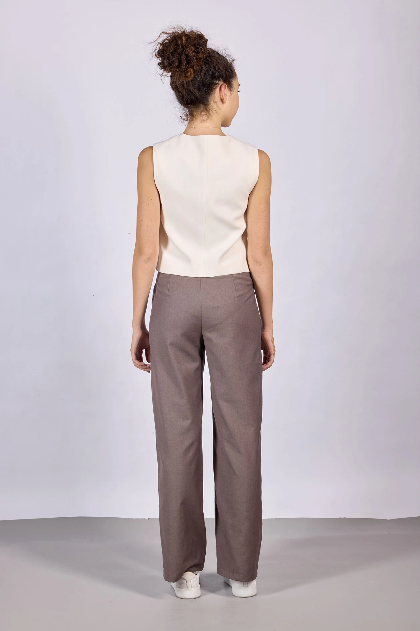 Жилетка бежевый для женщин 44108-15 68