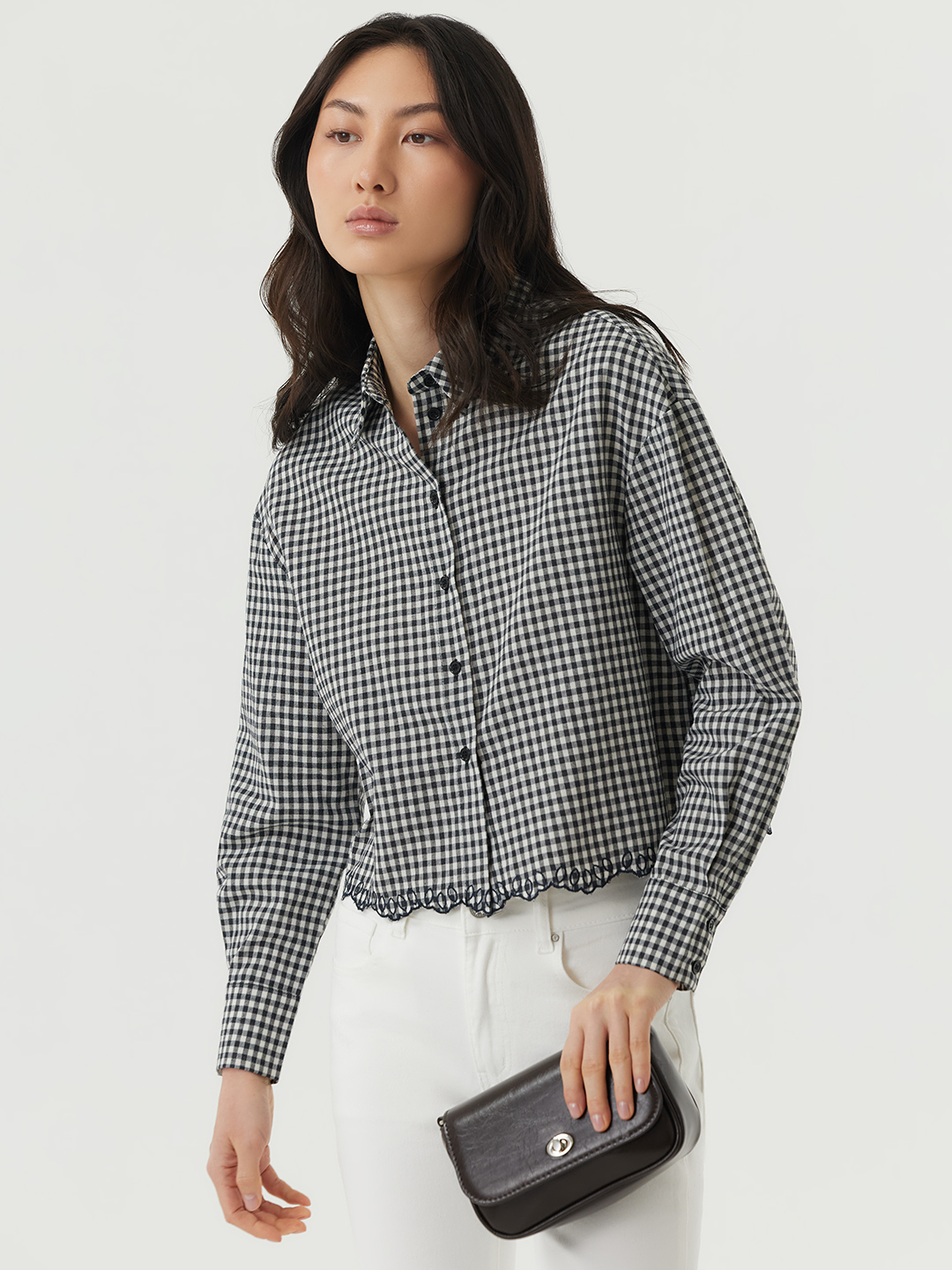 Рубашка бело-черная клетка для женщин 48256-56 66