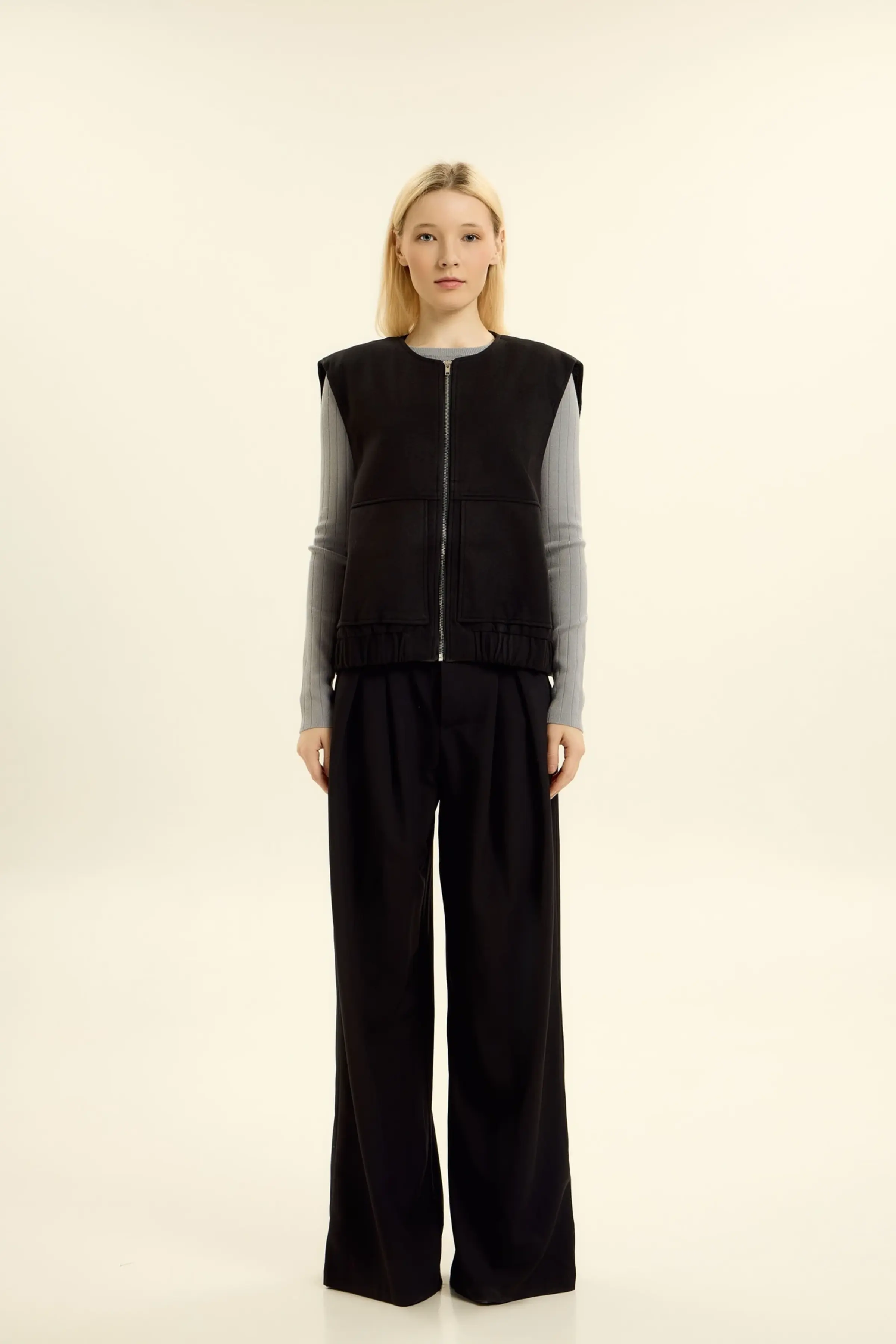 Жилетка черный для женщин 46259-1 58