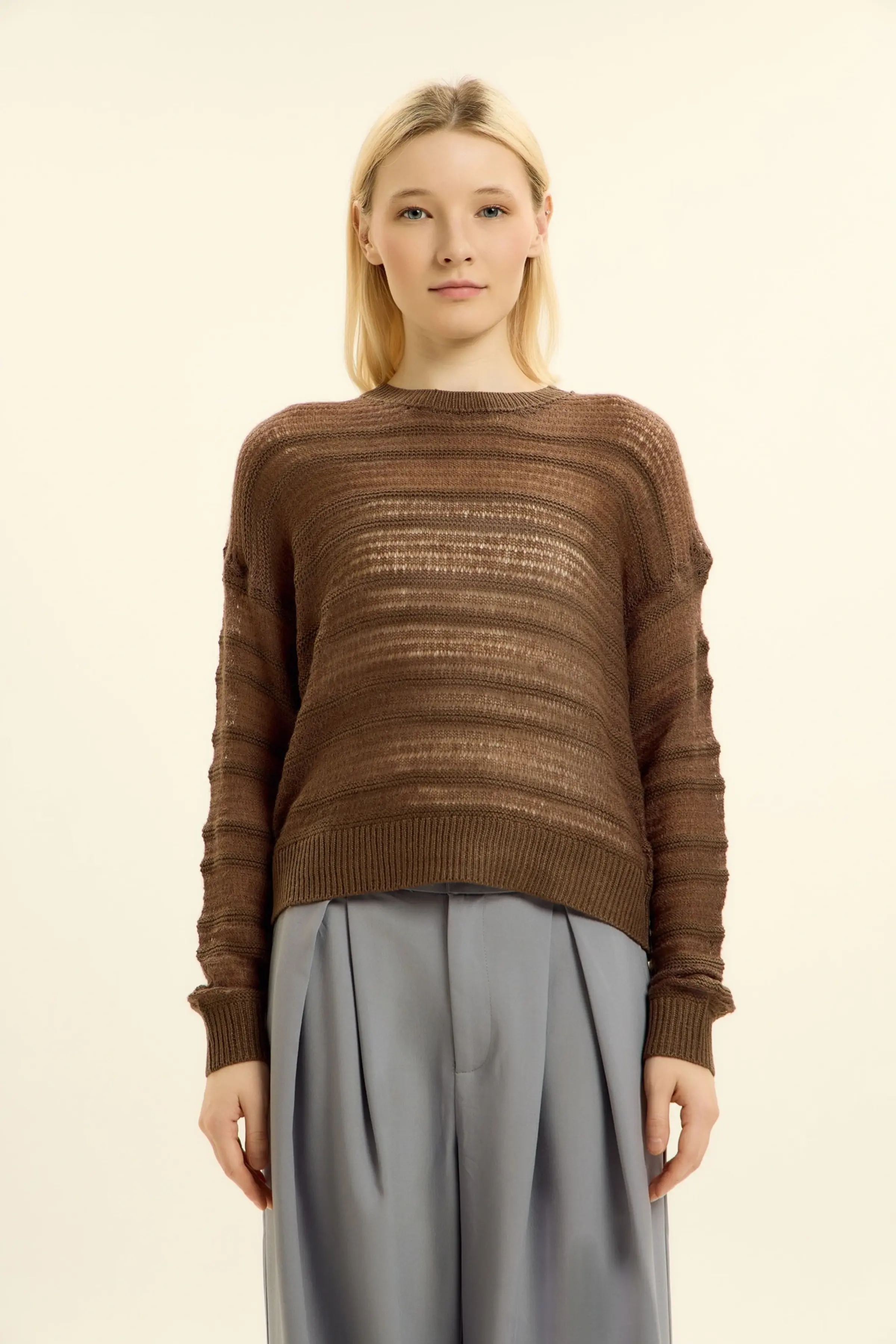 Джемпер коричневый для женщин 46225-13 60