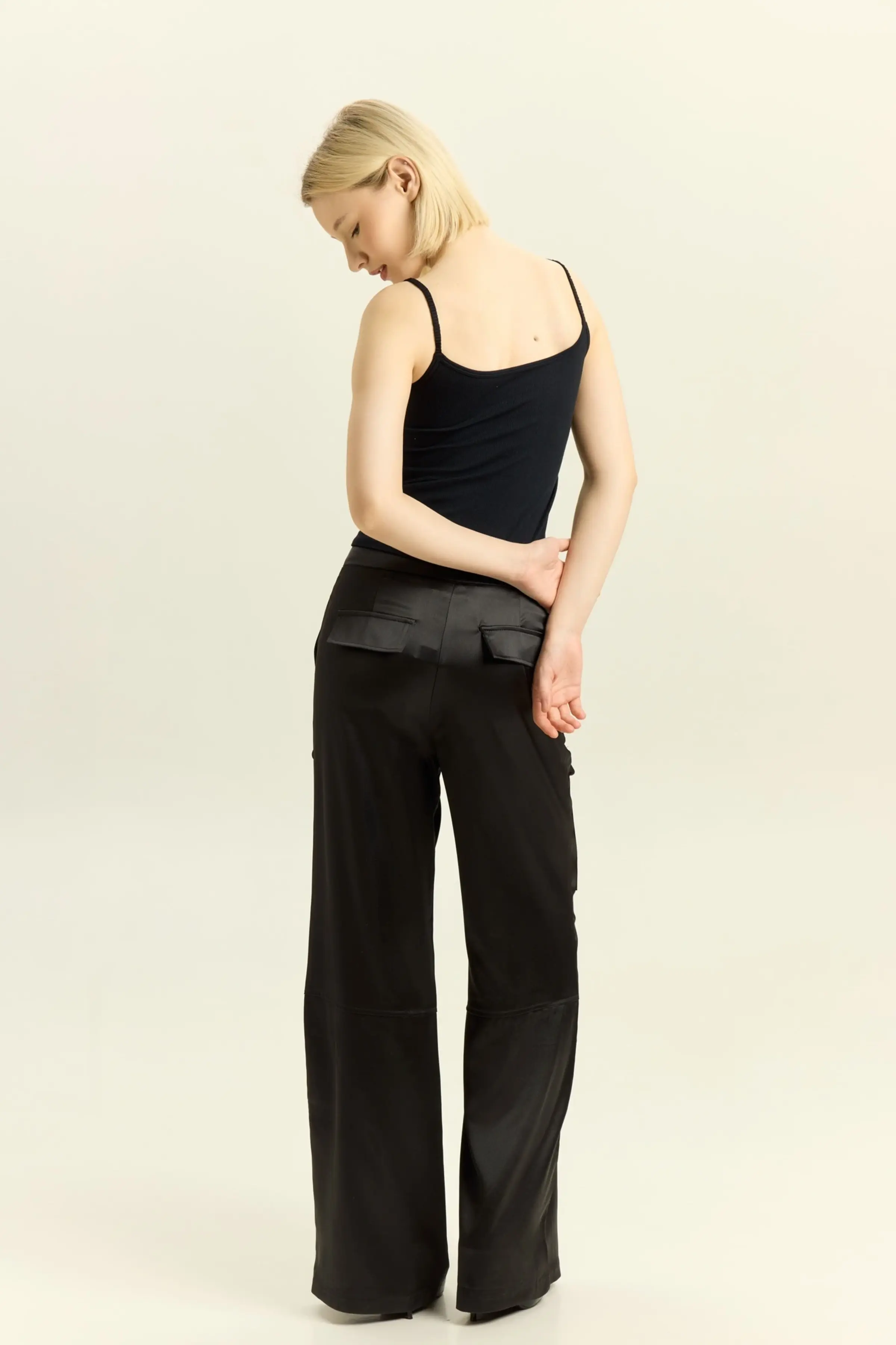 Брюки черный для женщин 41197-1 71