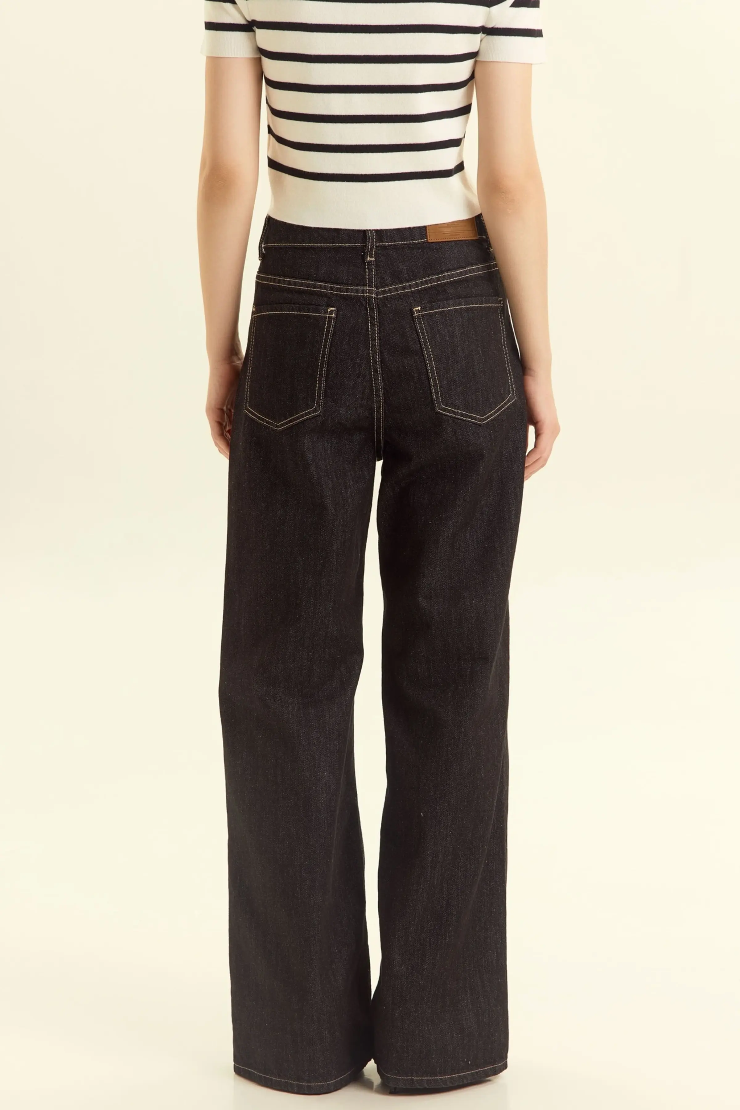 Джинсы черный для женщин 46855-1 74